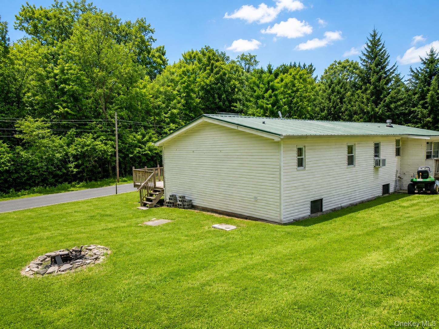 Single Family Mutton Hill Sullivan County, NY 12765, MLS-998911-2