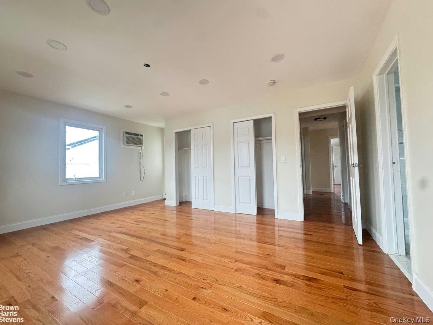 Single Family Nassau Street Nassau County, NY 11003, MLS-998963-4