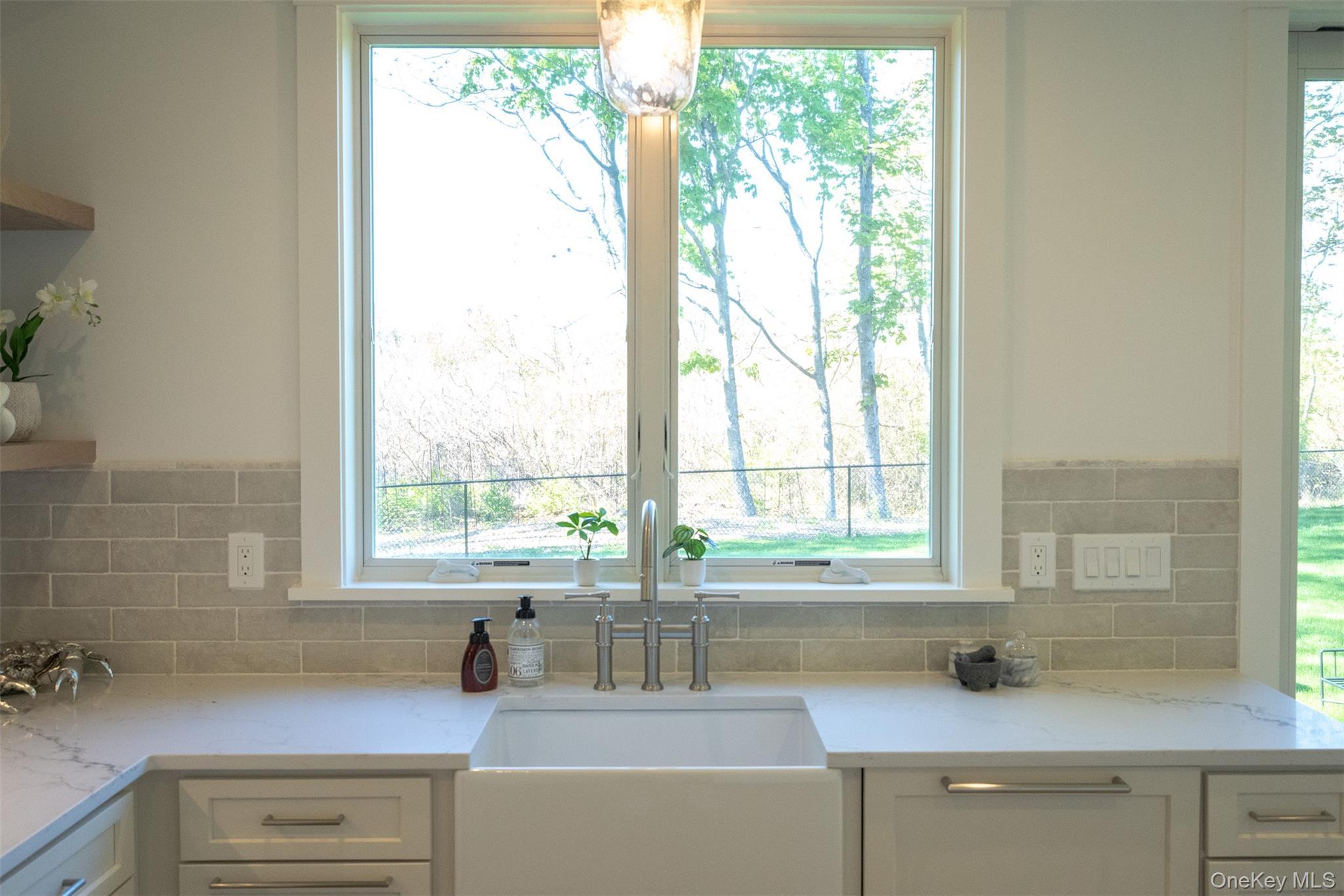 Single Family Madison Avenue Suffolk County, NY 11944, MLS-998976-7