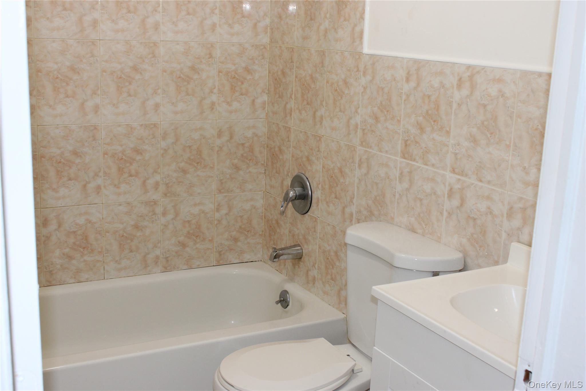 Single Family Wyona  Brooklyn, NY 11207, MLS-998981-4