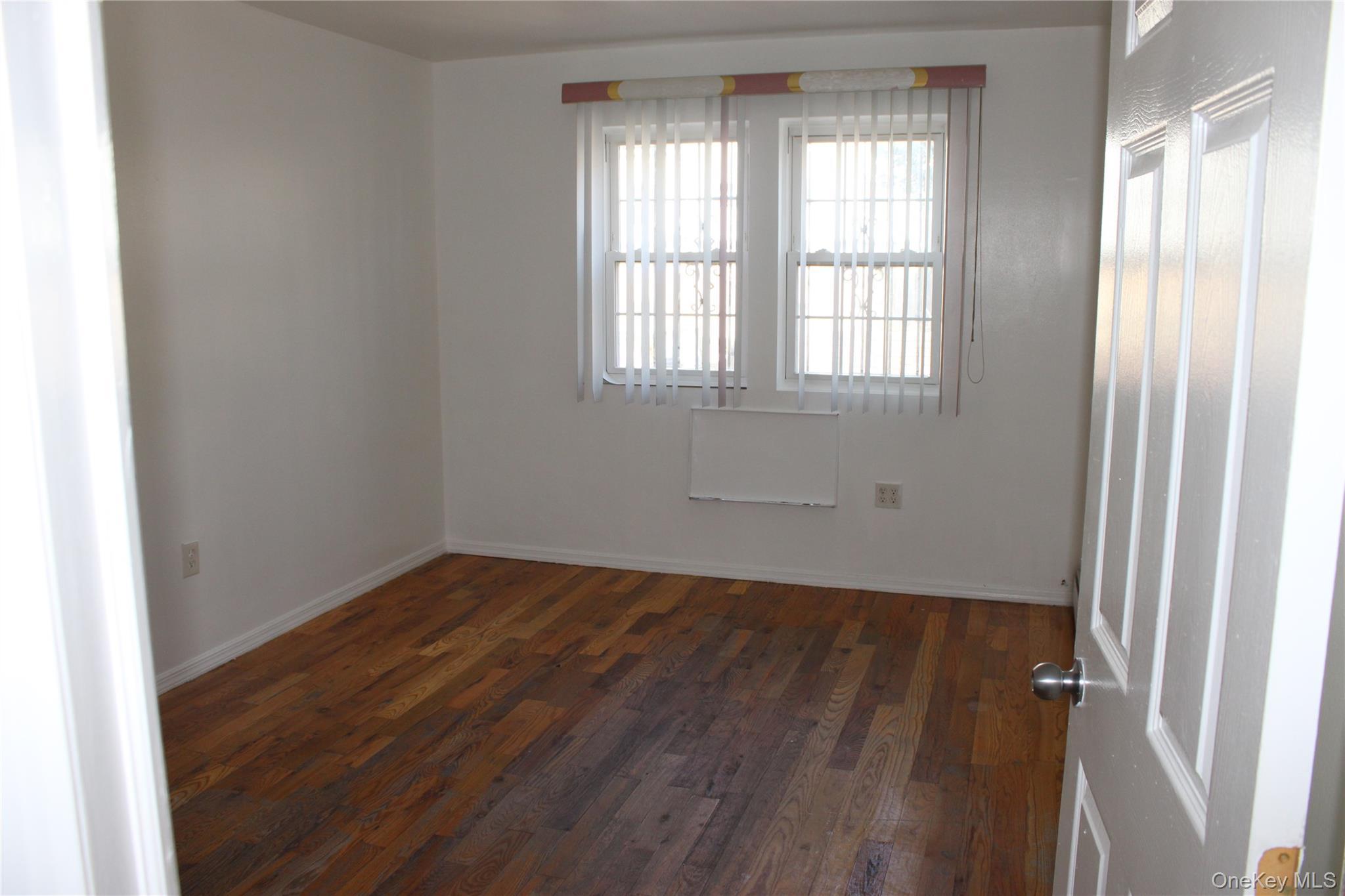 Single Family Wyona  Brooklyn, NY 11207, MLS-998981-5