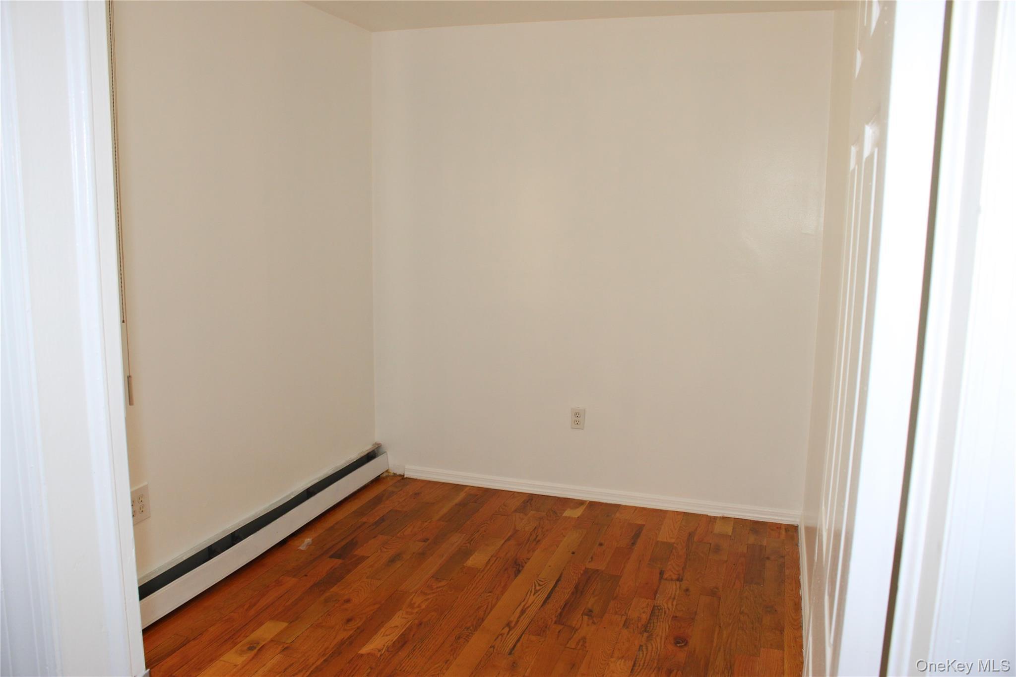 Single Family Wyona  Brooklyn, NY 11207, MLS-998981-6