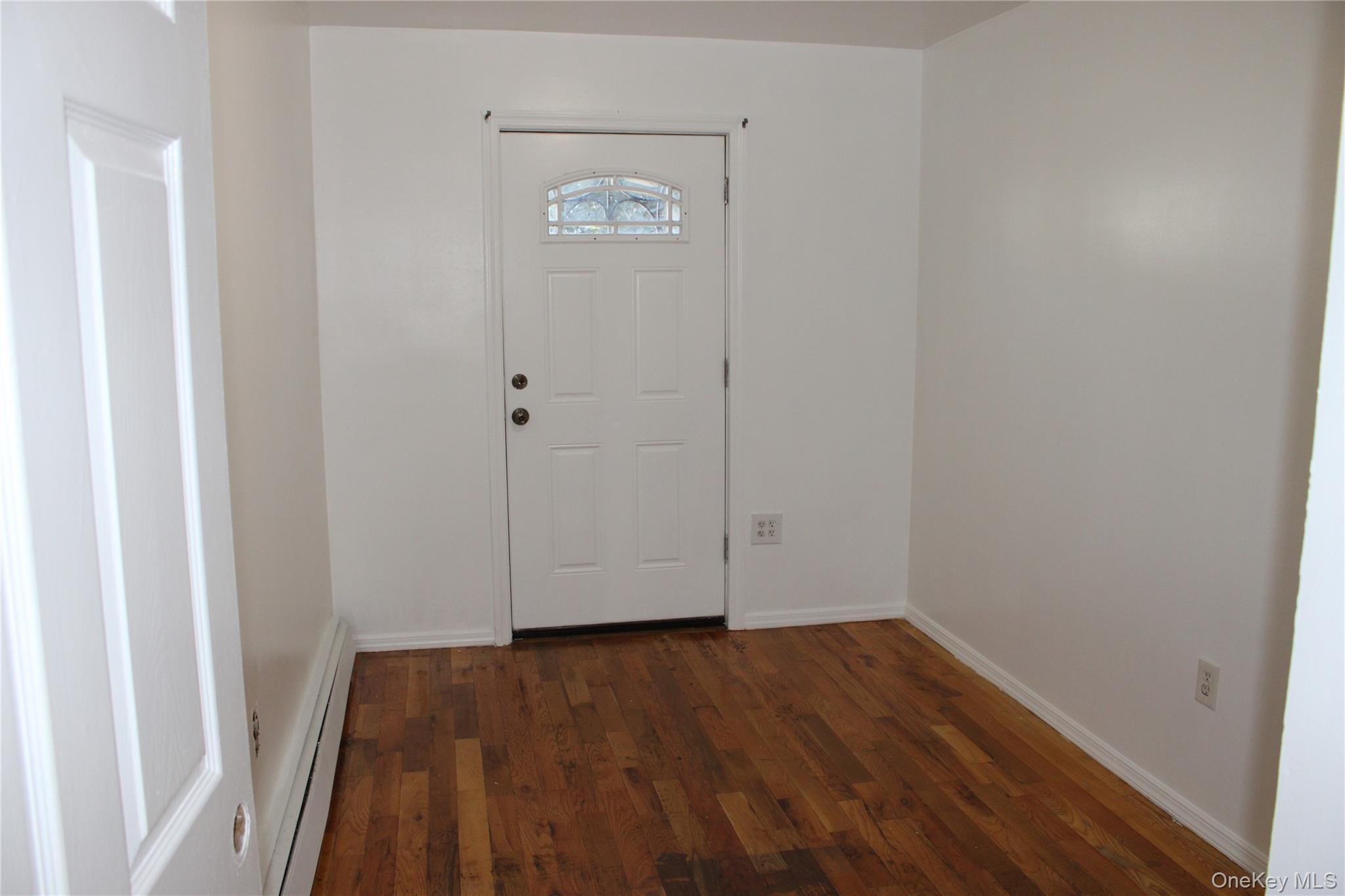 Single Family Wyona  Brooklyn, NY 11207, MLS-998981-8