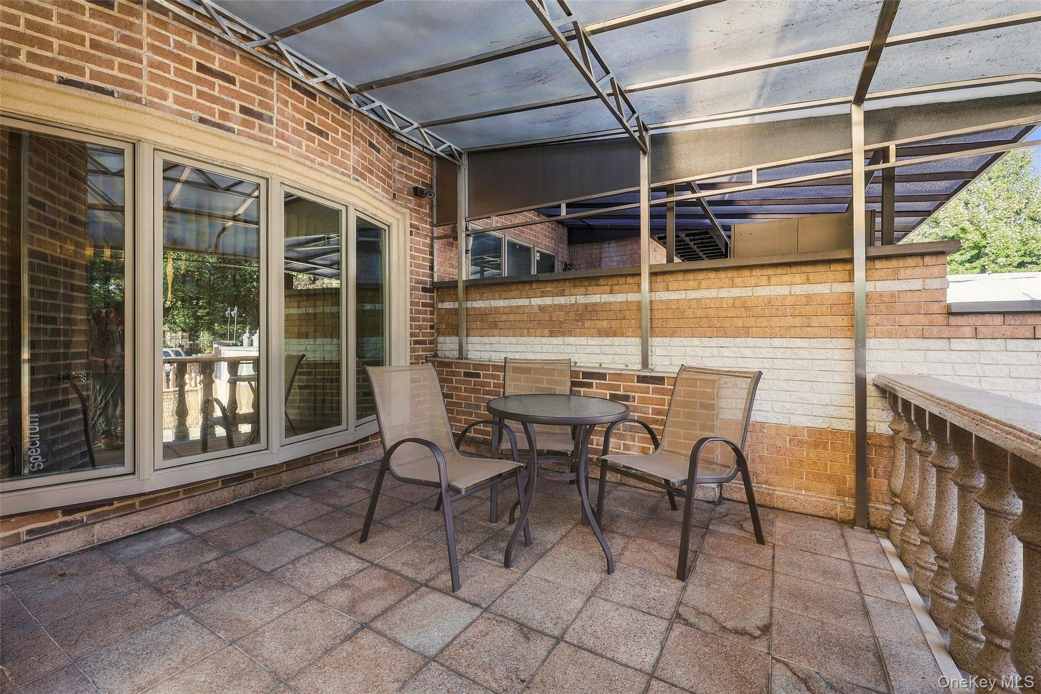 Single Family 65th Road Queens, NY 11374, MLS-999000-28