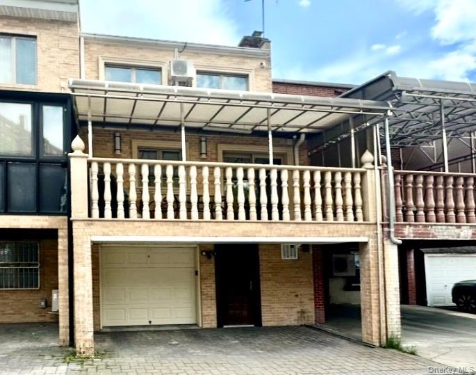 Single Family 65th  Queens, NY 11374, MLS-999000-3