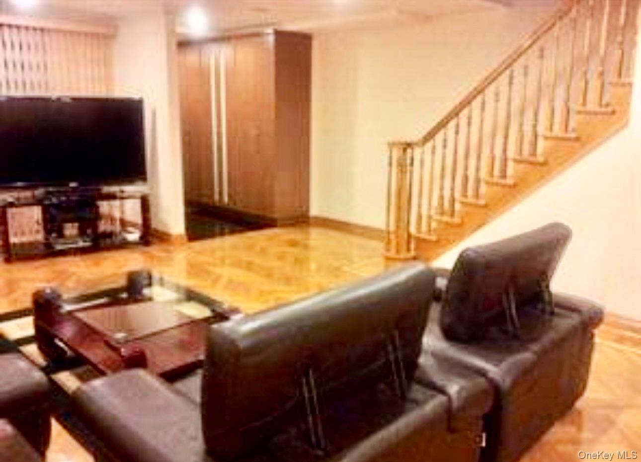 Single Family 65th  Queens, NY 11374, MLS-999000-5