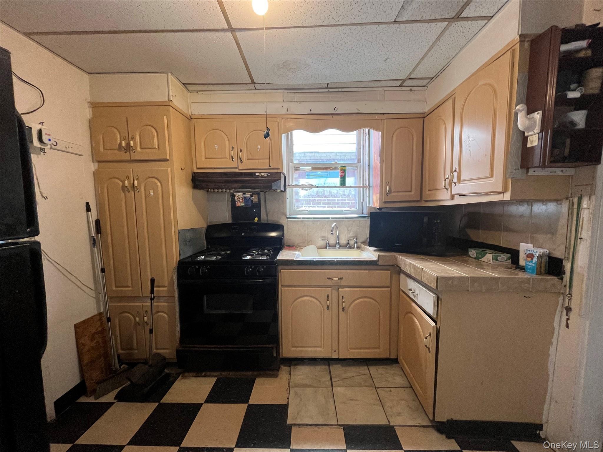 Single Family 202nd Queens, NY 11412, MLS-999049-3