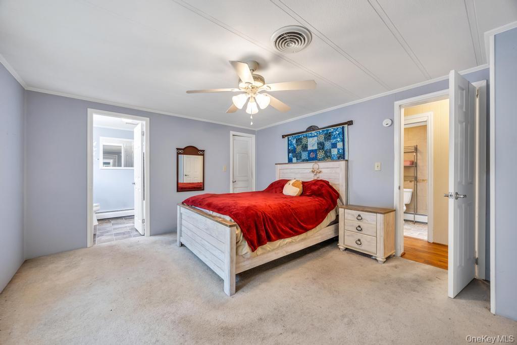 Single Family Middle Suffolk County, NY 11933, MLS-999128-22