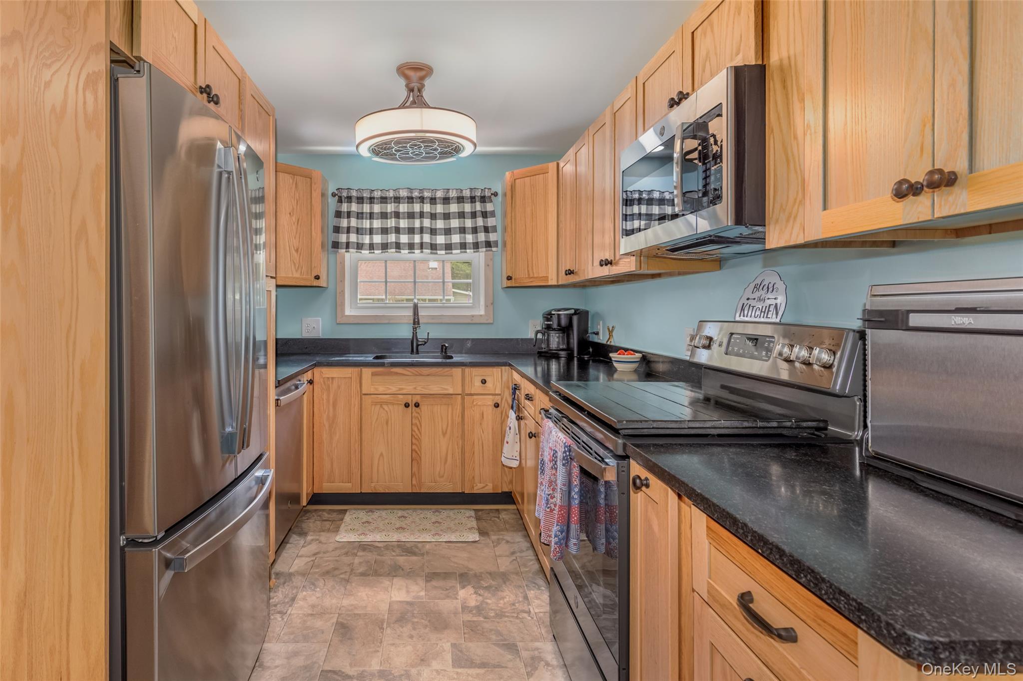 Single Family Cottontail Lane  Ulster County, NY 12498, MLS-999135-8