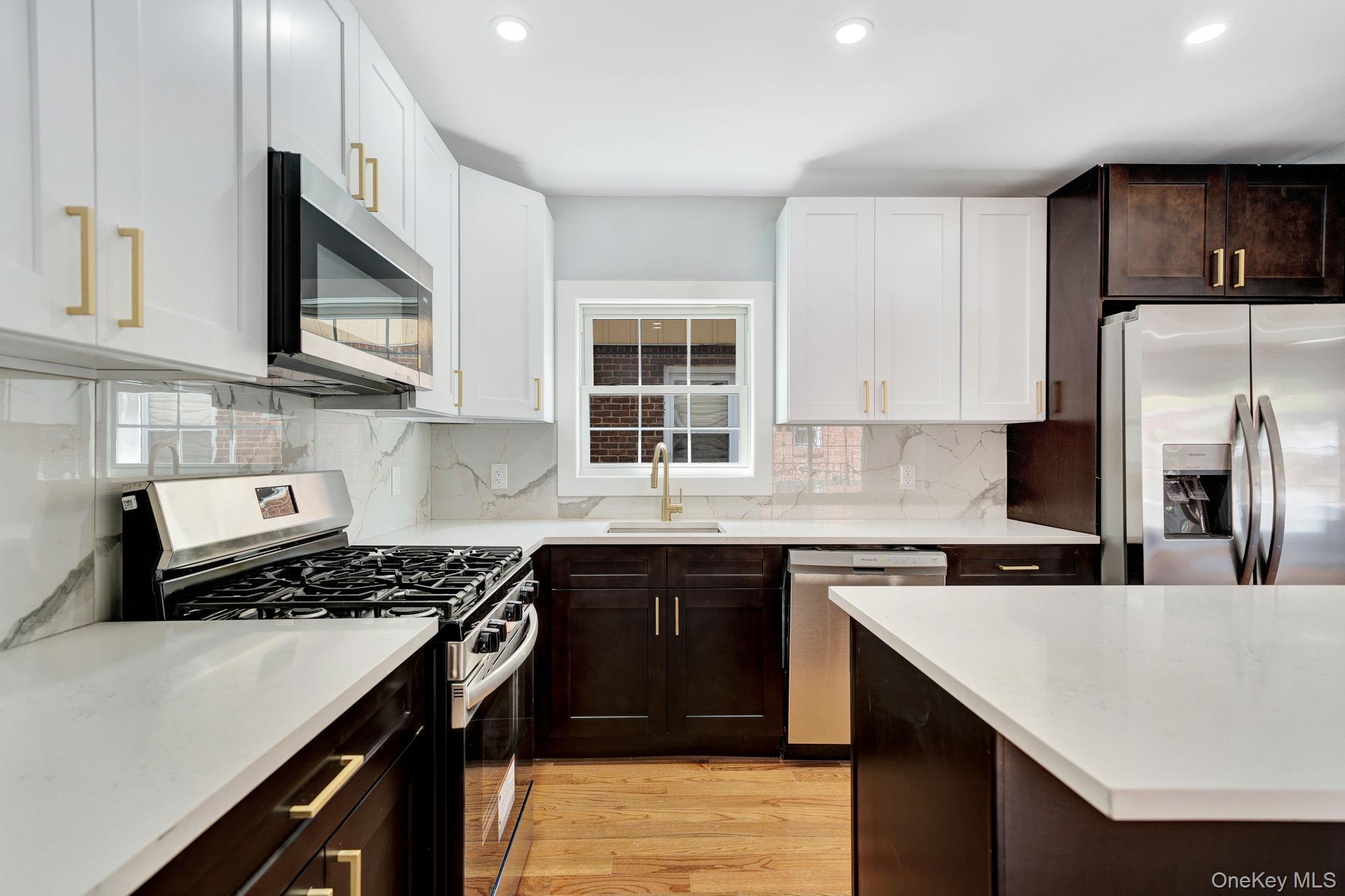 Single Family 184th Street Queens, NY 11413, MLS-999240-11