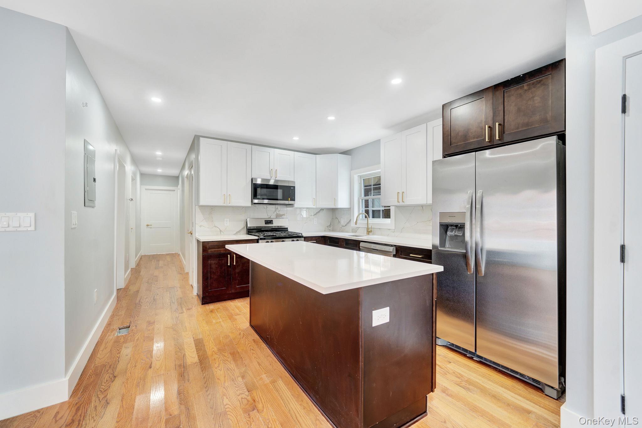 Single Family 184th Street Queens, NY 11413, MLS-999240-14