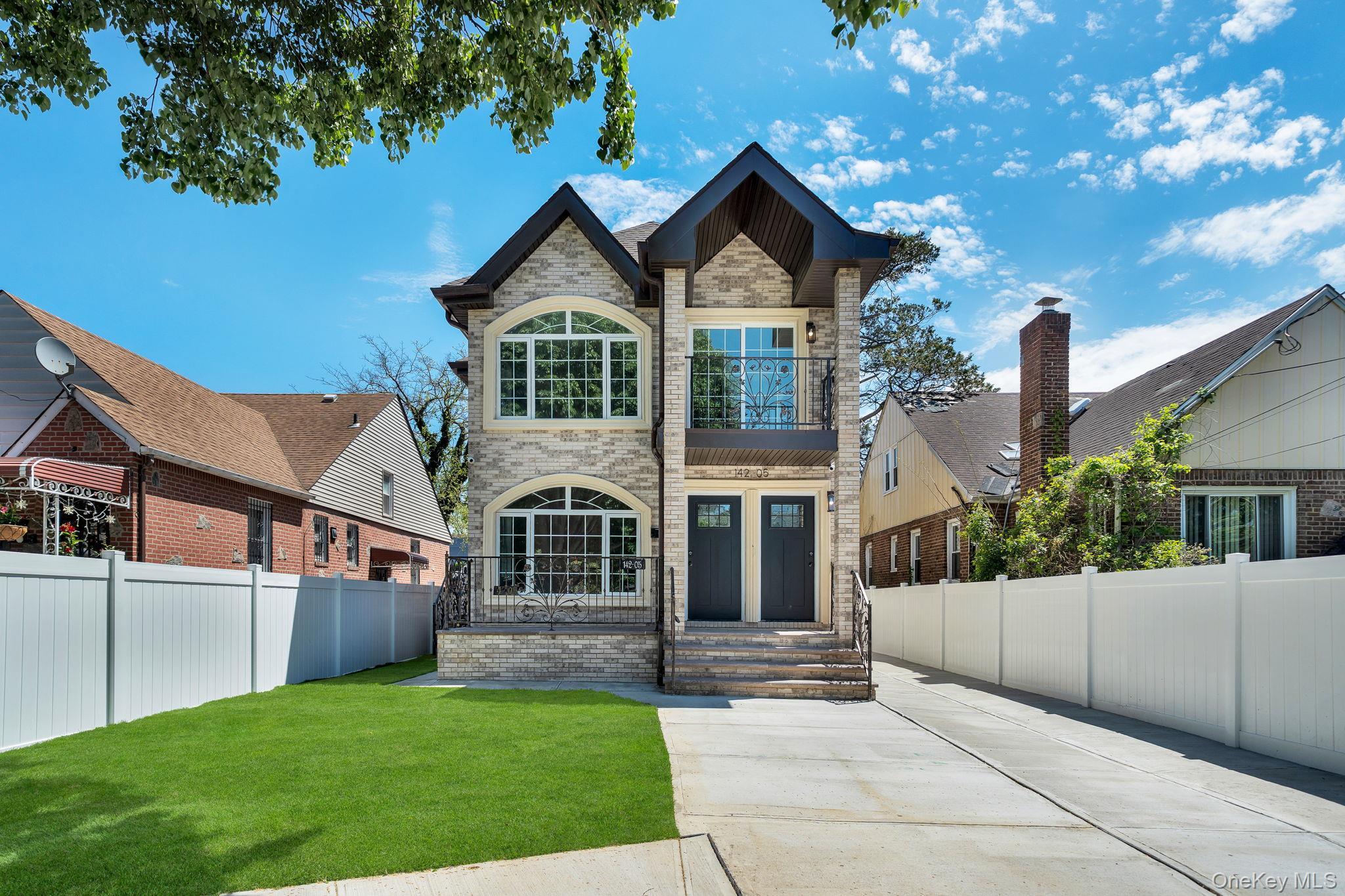 Single Family 184th Street Queens, NY 11413, MLS-999240-2