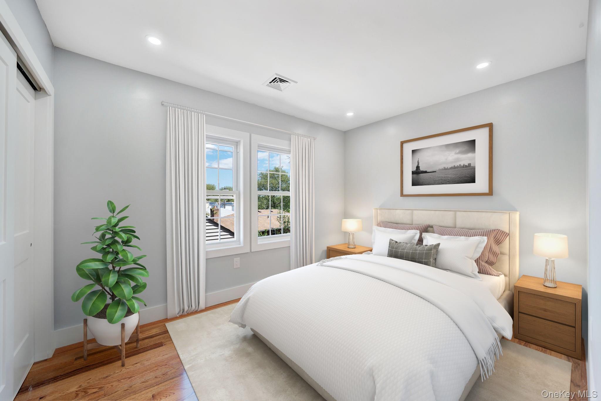 Single Family 184th Street Queens, NY 11413, MLS-999240-35