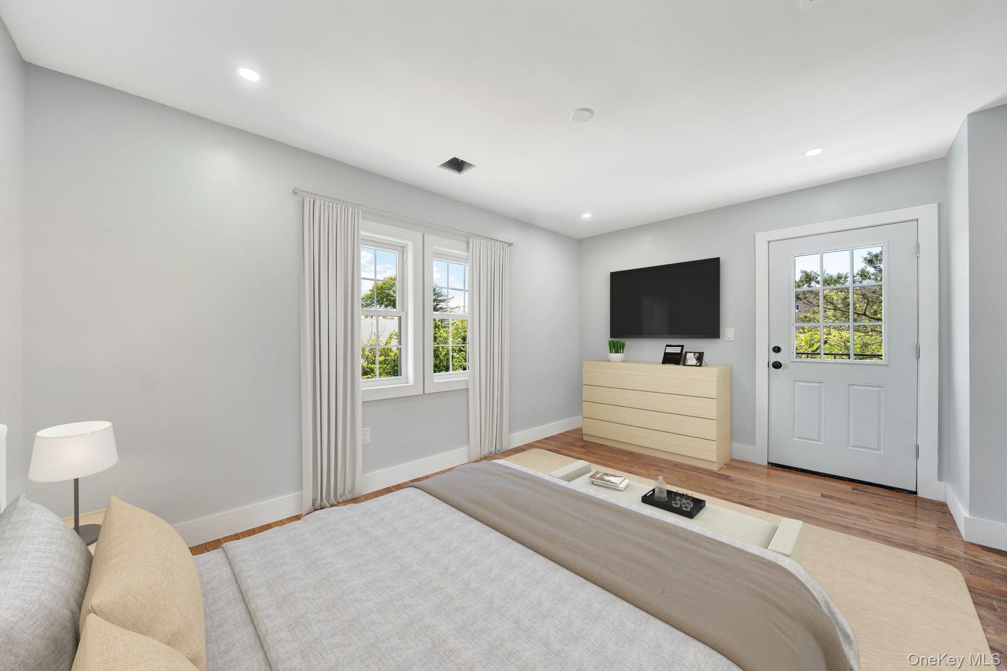 Single Family 184th Street Queens, NY 11413, MLS-999240-38