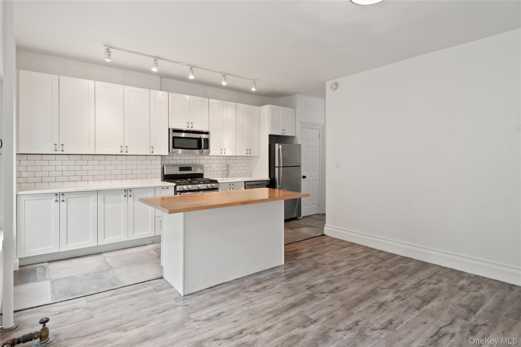 Single Family Walton  Bronx, NY 10452, MLS-999243-9