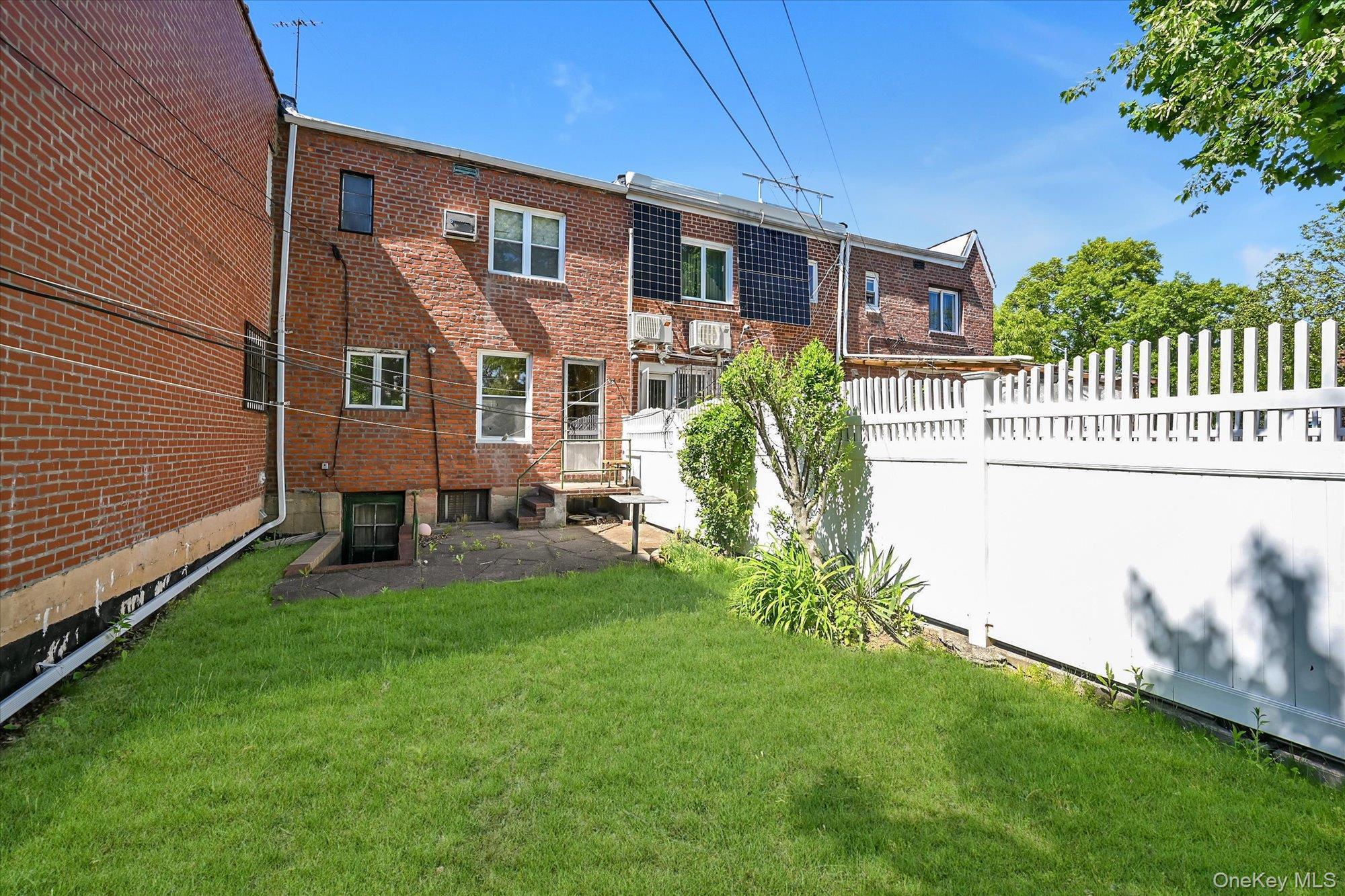 Single Family 70th Queens, NY 11367, MLS-999302-15