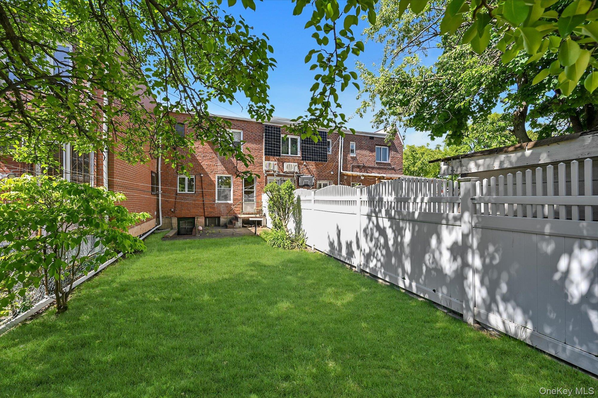 Single Family 70th Queens, NY 11367, MLS-999302-16
