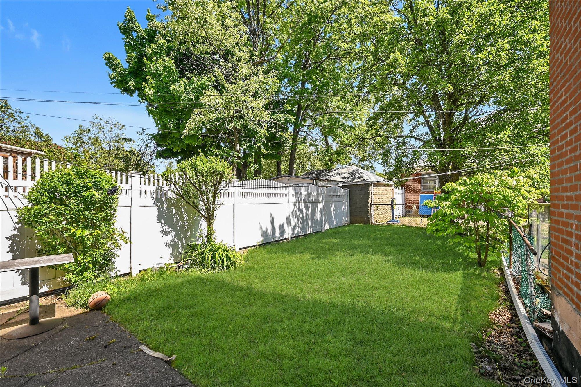 Single Family 70th Queens, NY 11367, MLS-999302-3