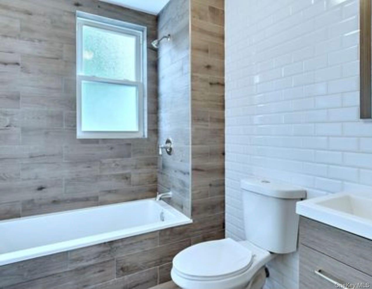 Single Family Roberts Bronx, NY 10461, MLS-999310-10