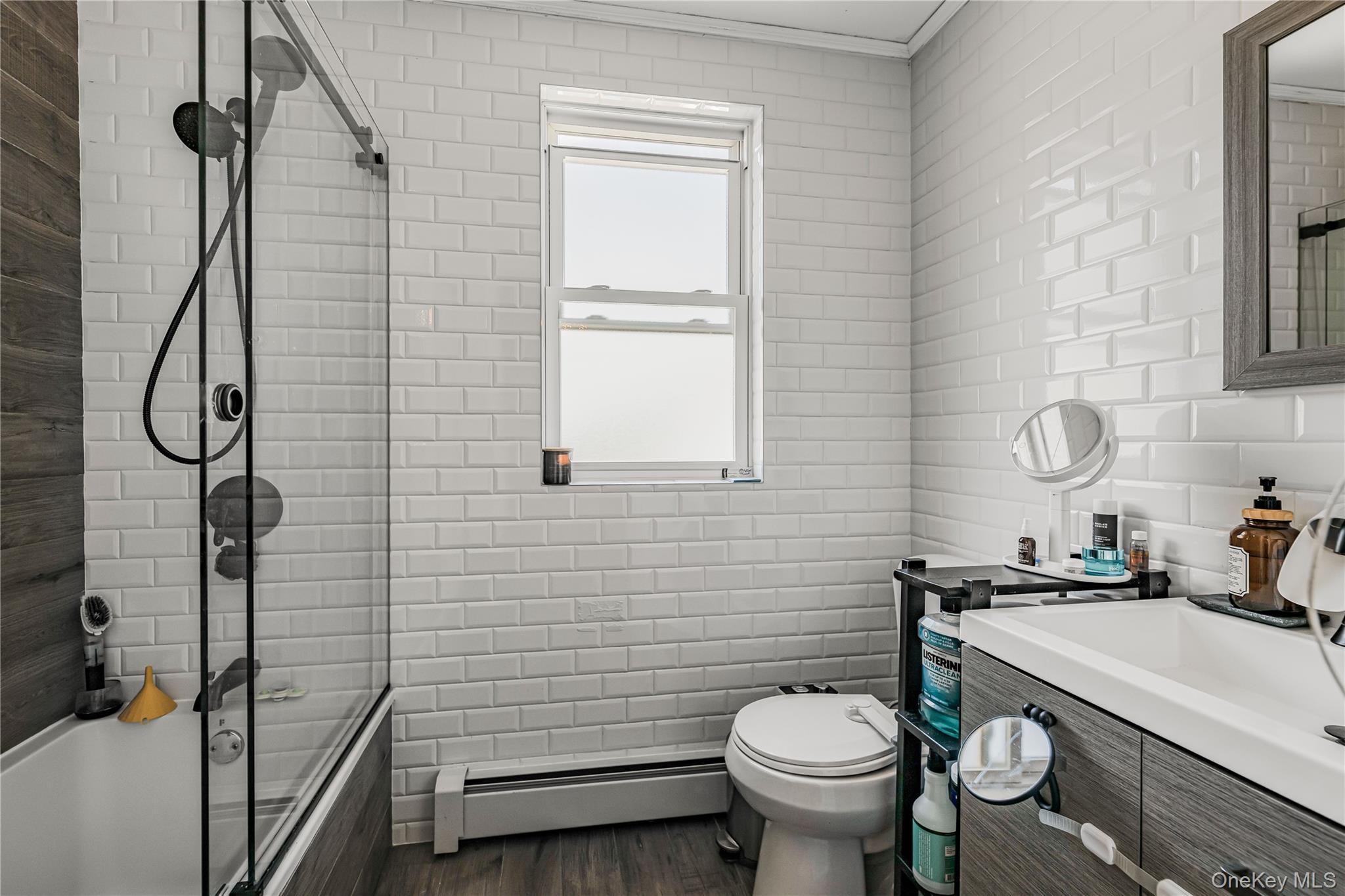 Single Family Roberts Avenue Bronx, NY 10461, MLS-999310-18