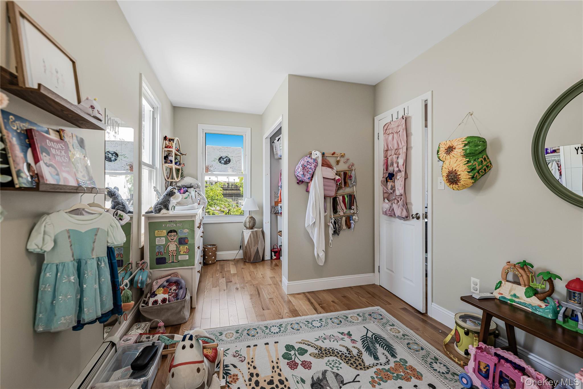 Single Family Roberts Avenue Bronx, NY 10461, MLS-999310-20