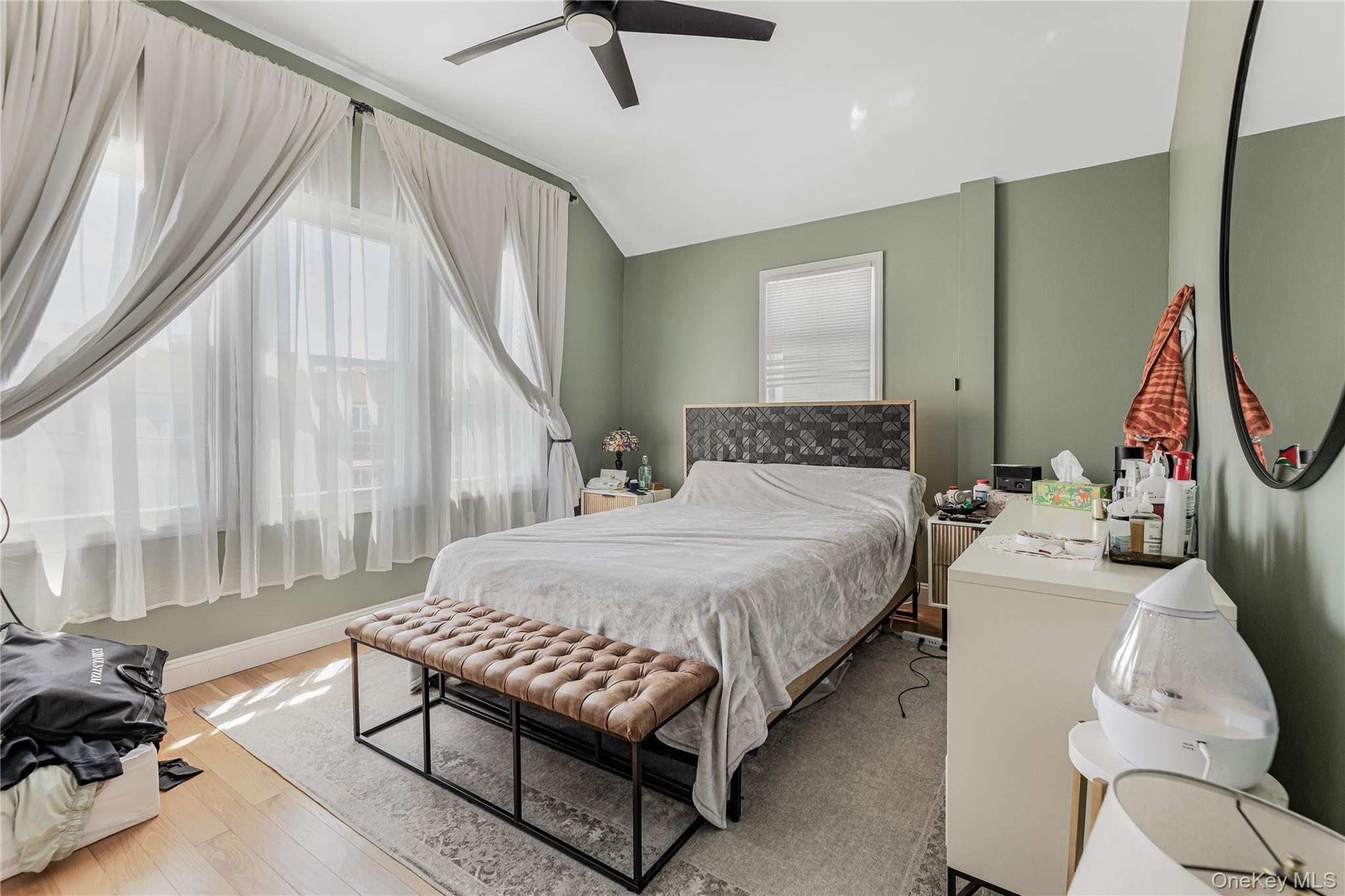 Single Family Roberts Avenue Bronx, NY 10461, MLS-999310-22
