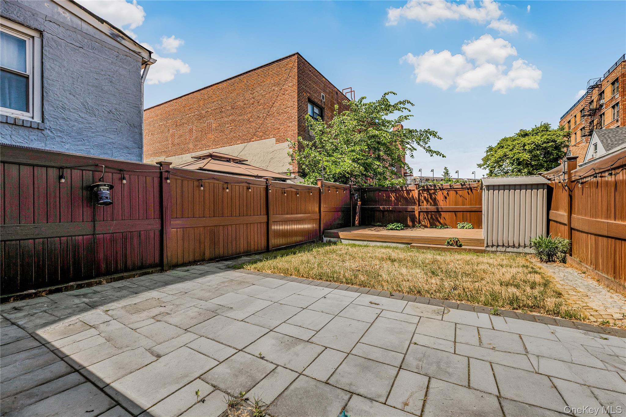 Single Family Roberts Avenue Bronx, NY 10461, MLS-999310-24