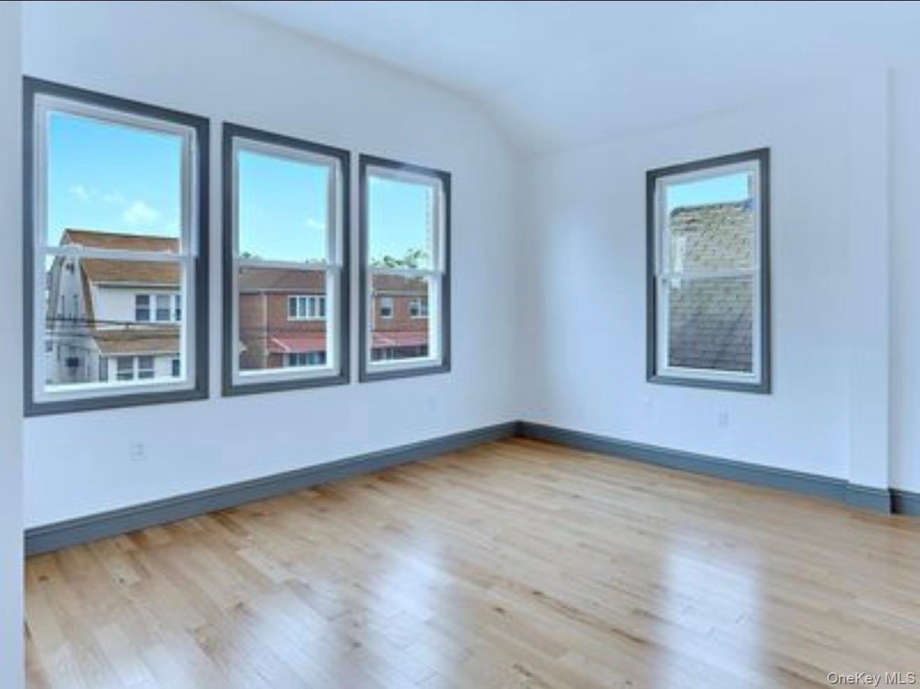 Single Family Roberts Bronx, NY 10461, MLS-999310-7
