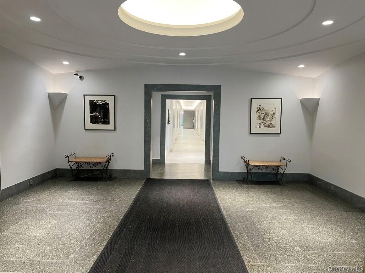 Apartment Fort Washington Manhattan, NY 10040, MLS-999349-8