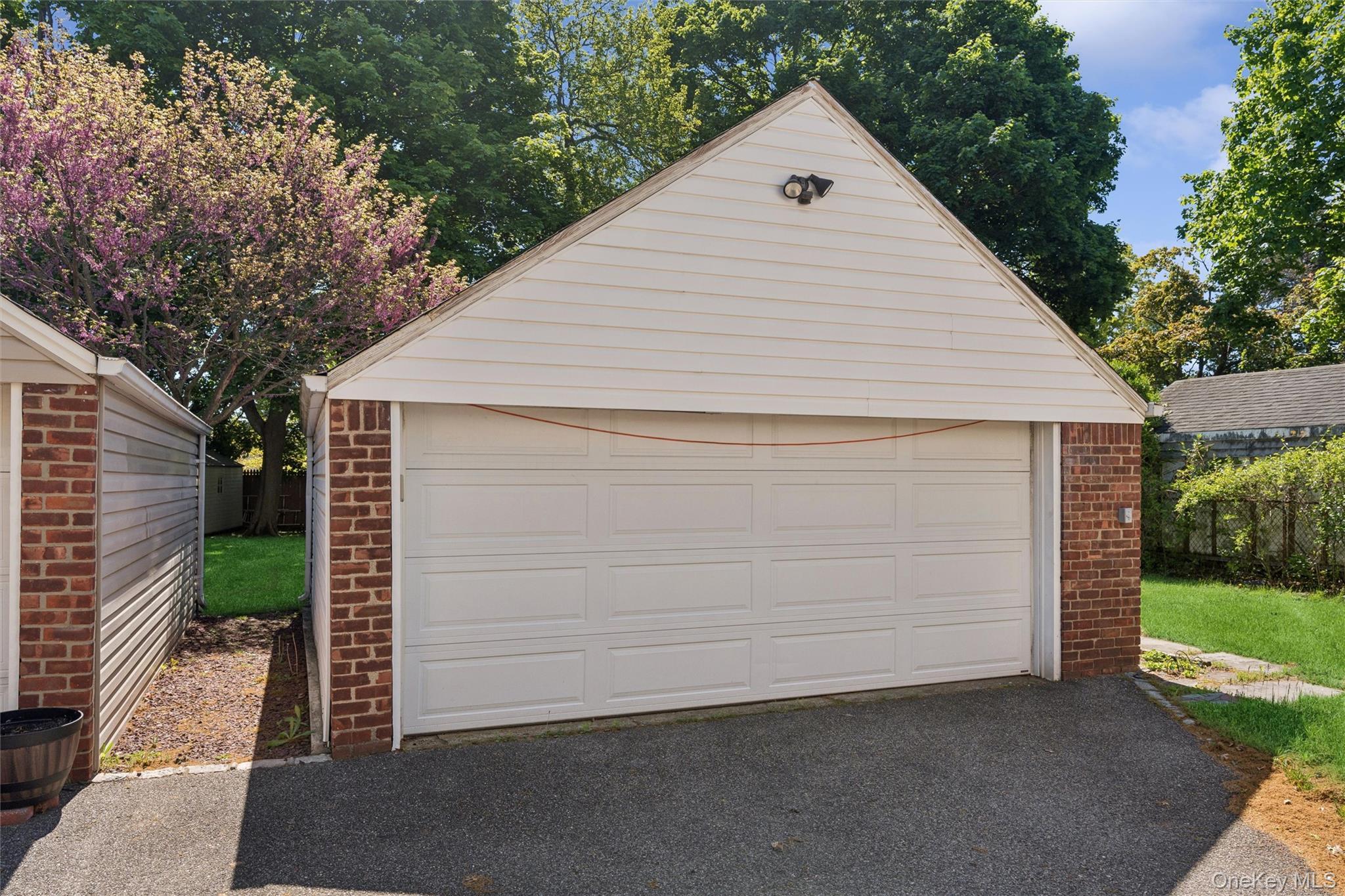 Single Family Beech Street Nassau County, NY 11001, MLS-999358-26