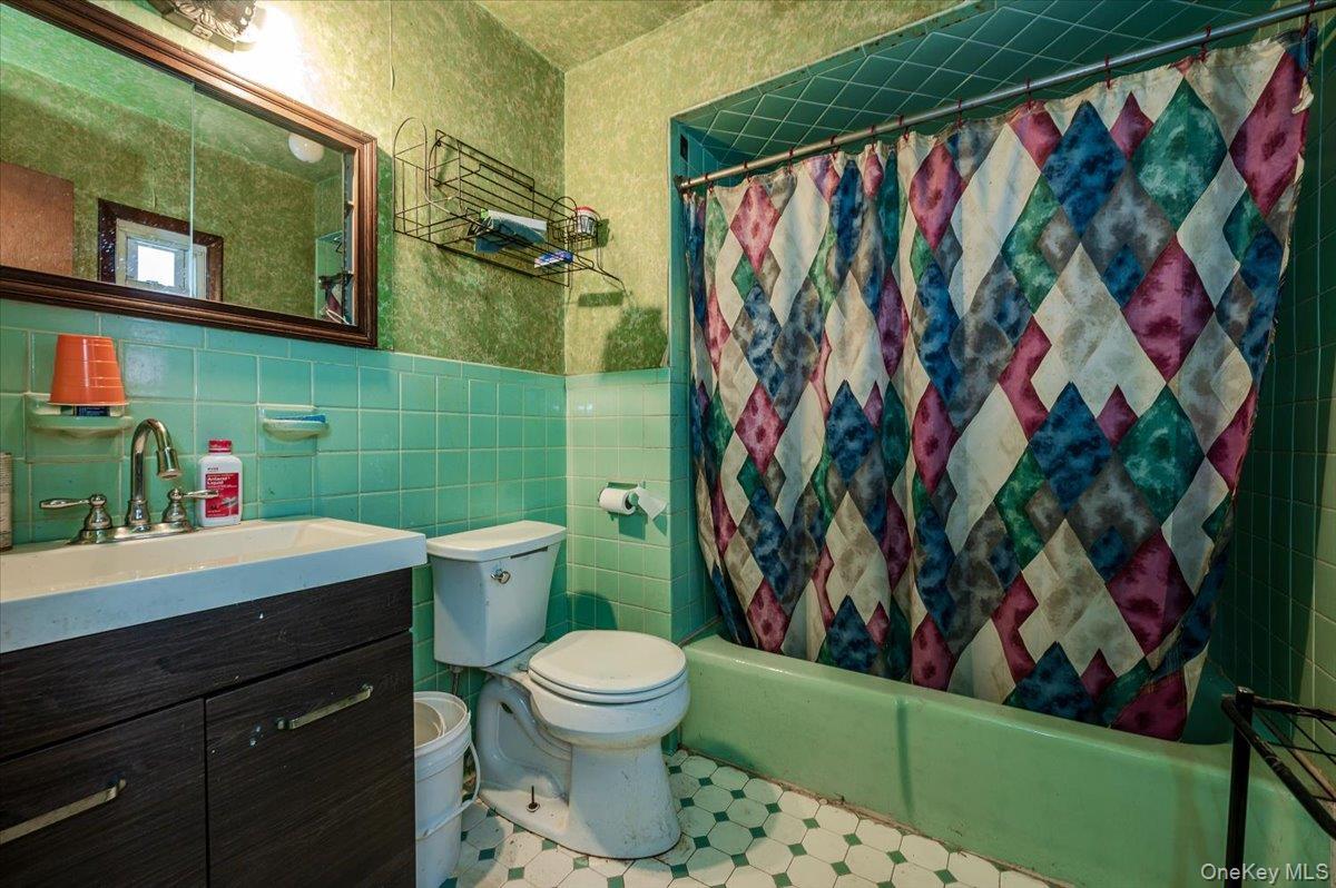 Single Family Edison  Bronx, NY 10465, MLS-999373-12