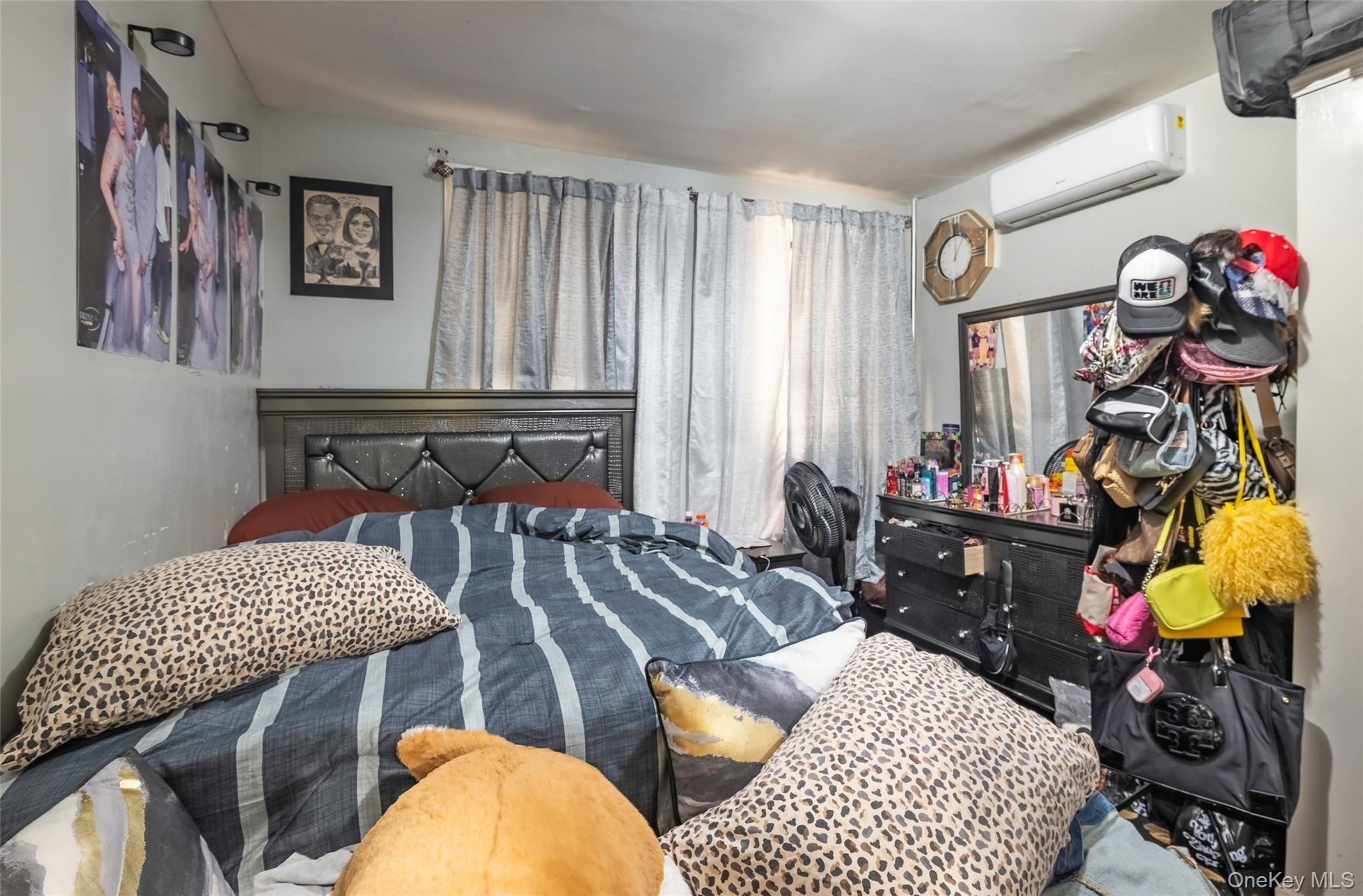Single Family Hinsdale  Brooklyn, NY 11207, MLS-999377-15