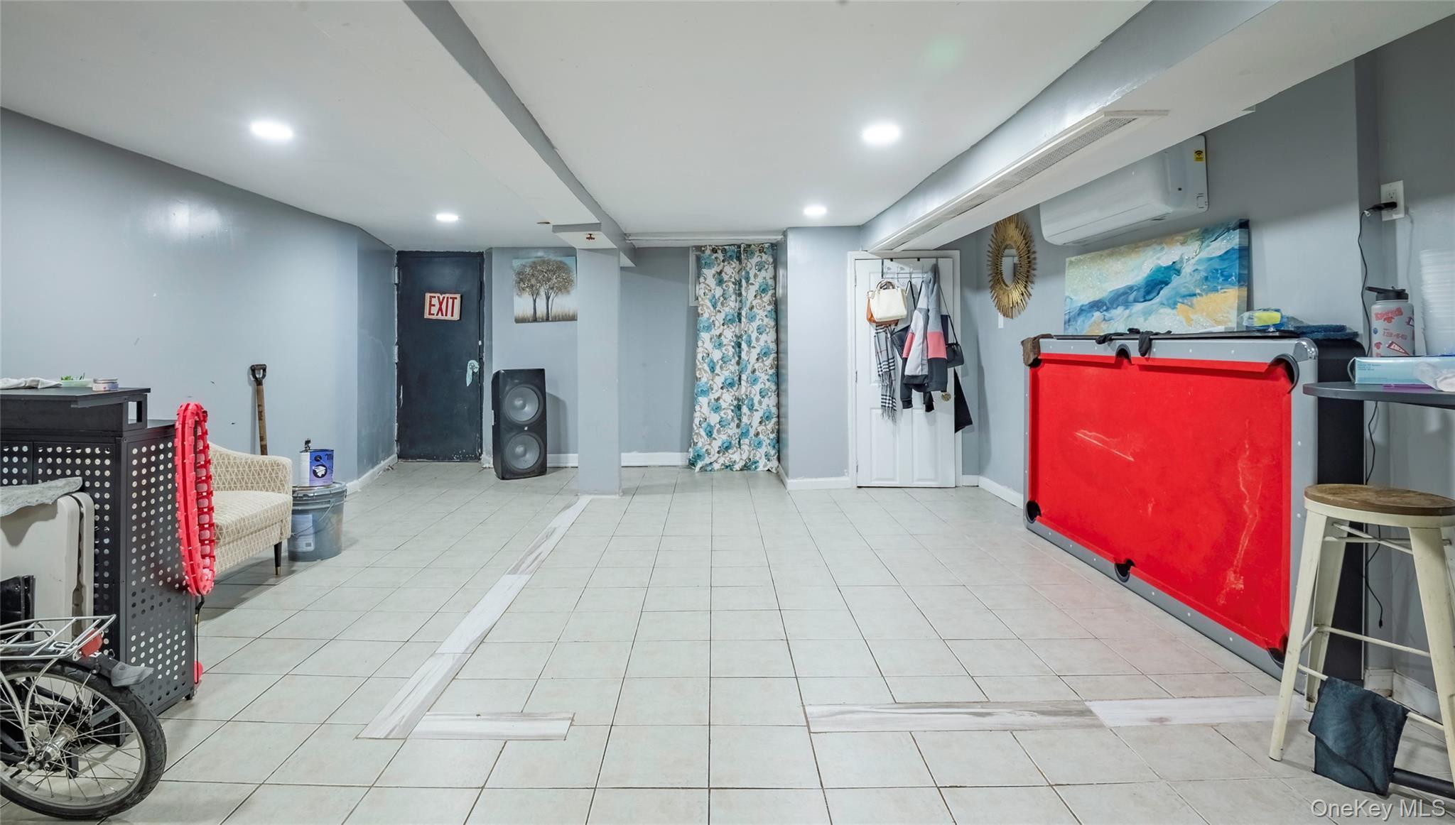 Single Family Hinsdale  Brooklyn, NY 11207, MLS-999377-22