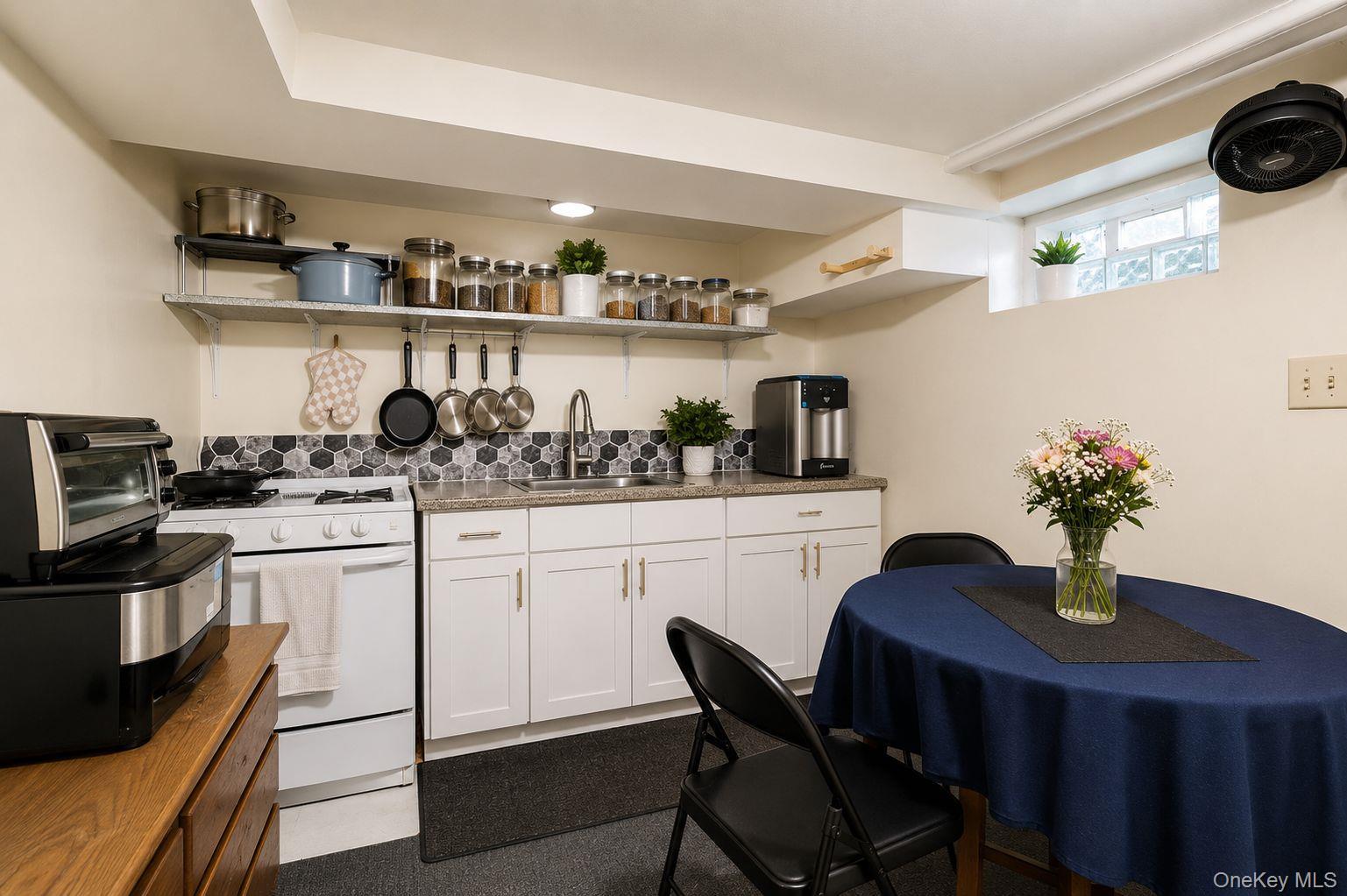 Single Family 110th Queens, NY 11418, MLS-999422-10
