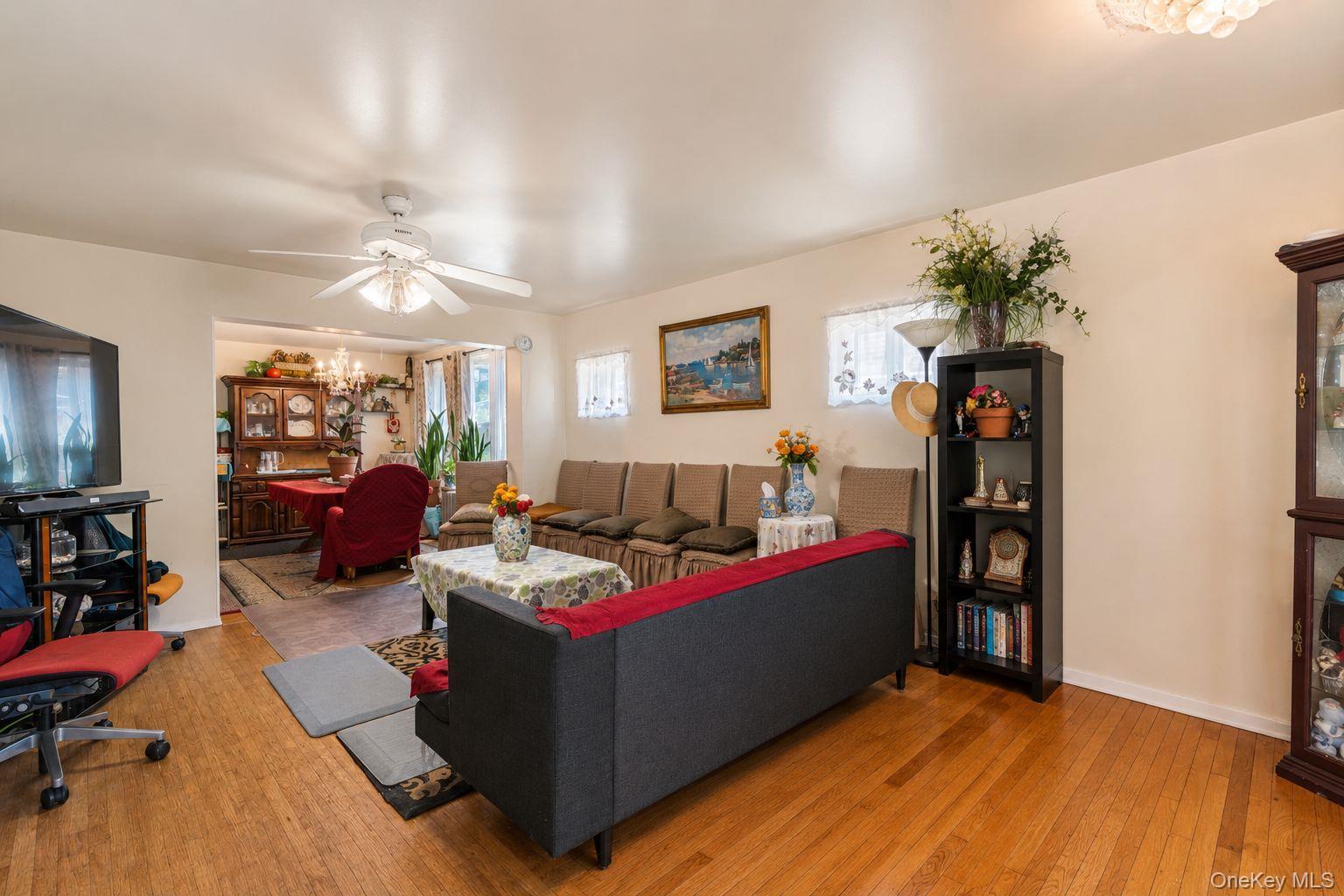Single Family 110th Queens, NY 11418, MLS-999422-3