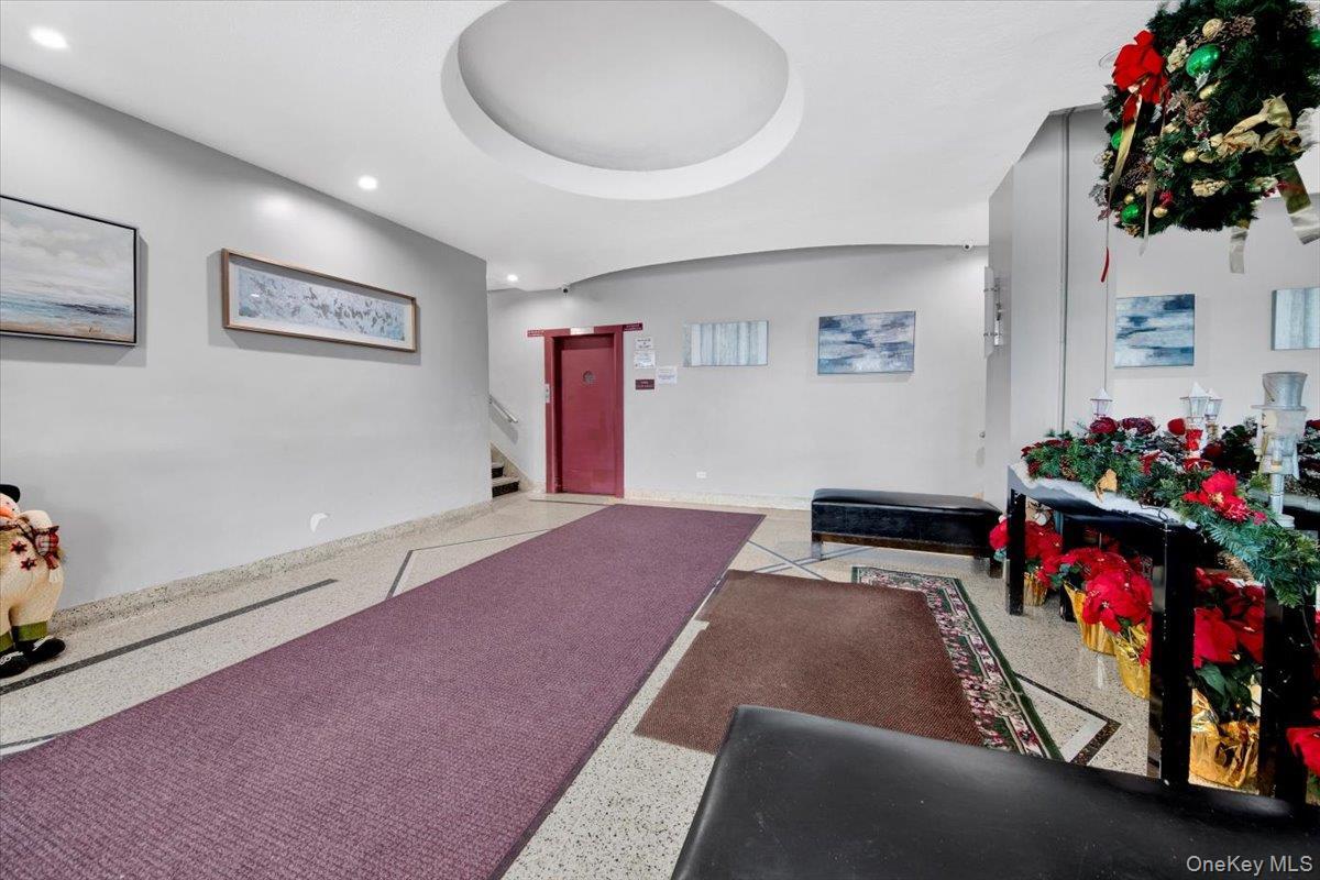 Coop Webster  Bronx, NY 10470, MLS-999438-2