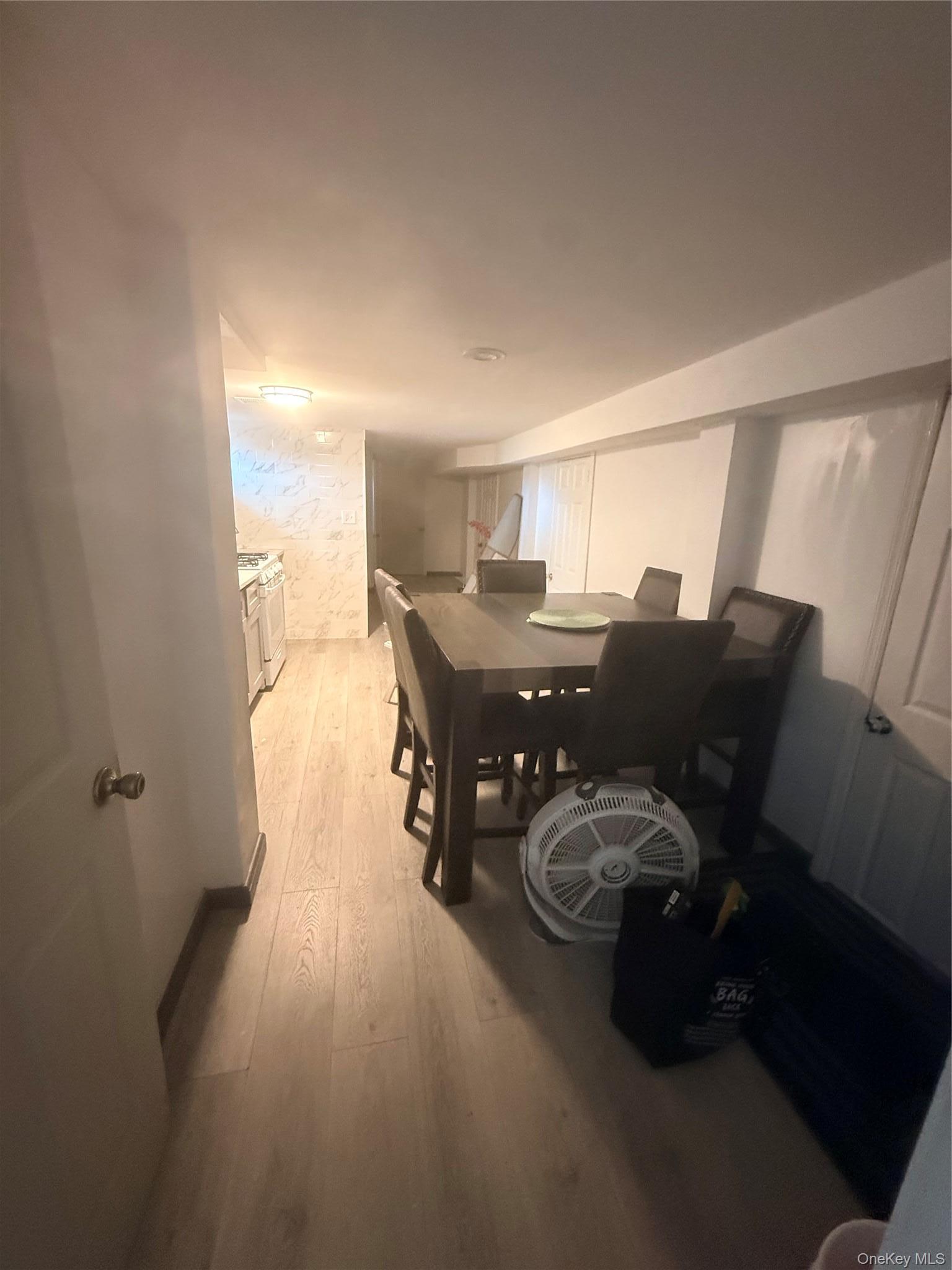 Single Family Conduit Queens, NY 11413, MLS-999462-10