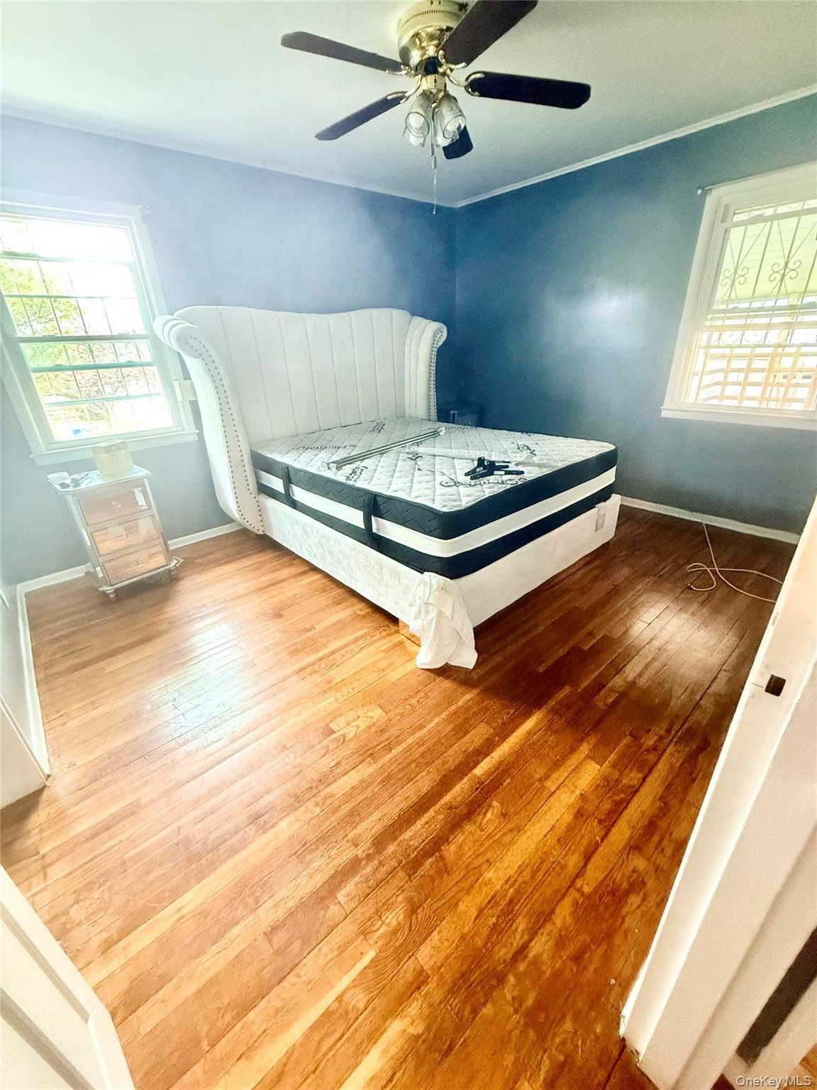 Single Family Conduit Queens, NY 11413, MLS-999462-7