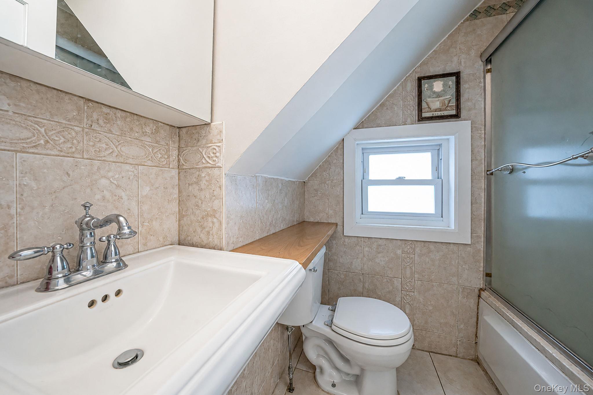 Single Family 101st Street  Queens, NY 11369, MLS-999498-31