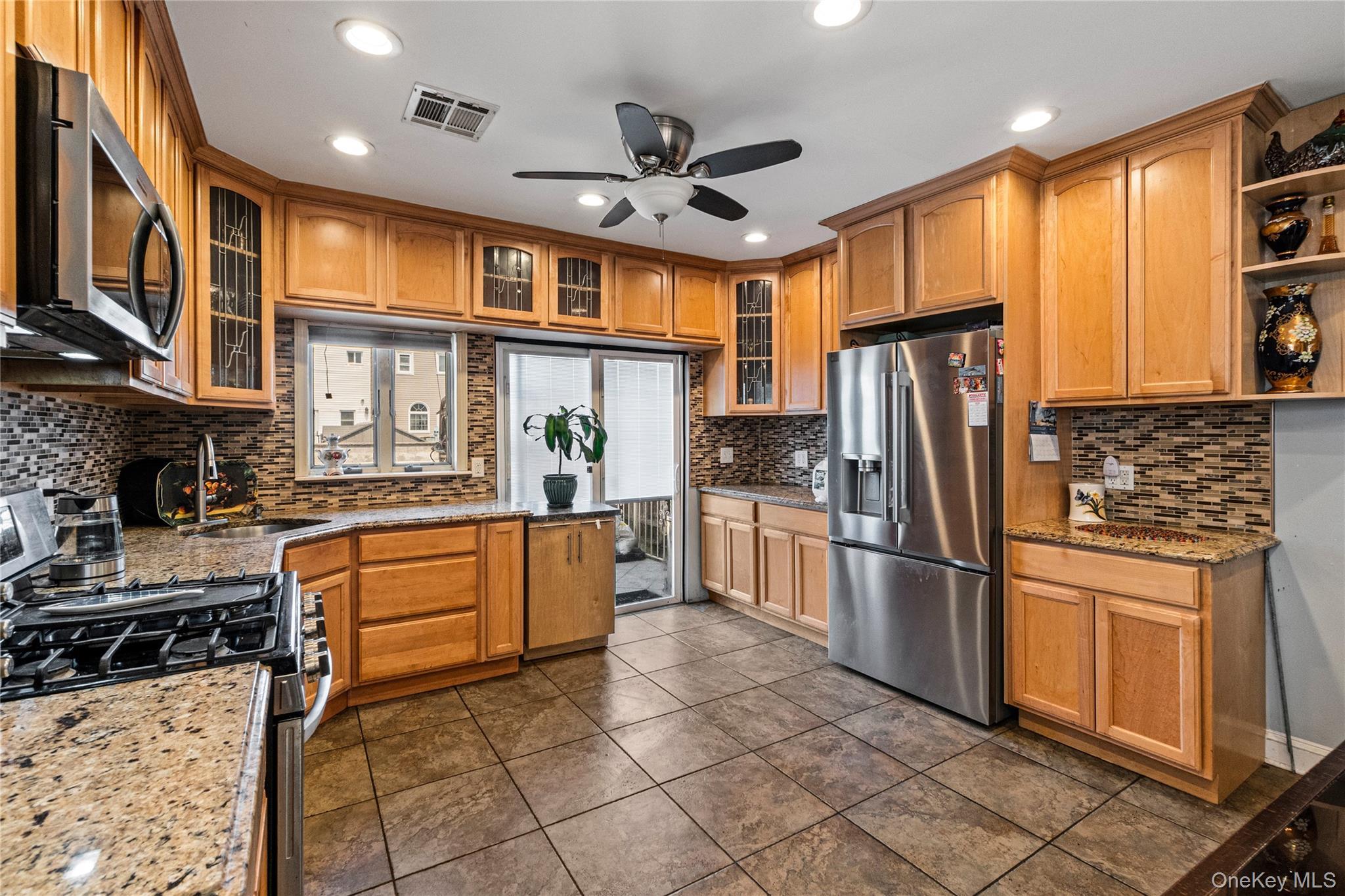 Single Family E 71st Street Brooklyn, NY 11234, MLS-999524-7