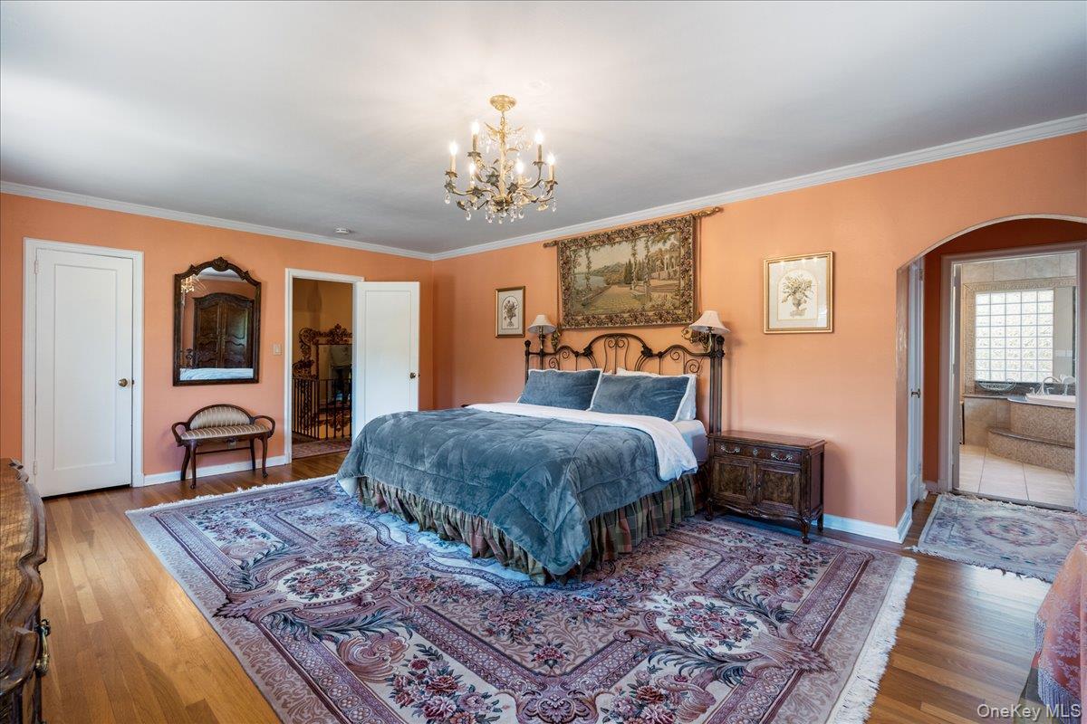 Single Family Aldershot Lane Nassau County, NY 11030, MLS-999554-18