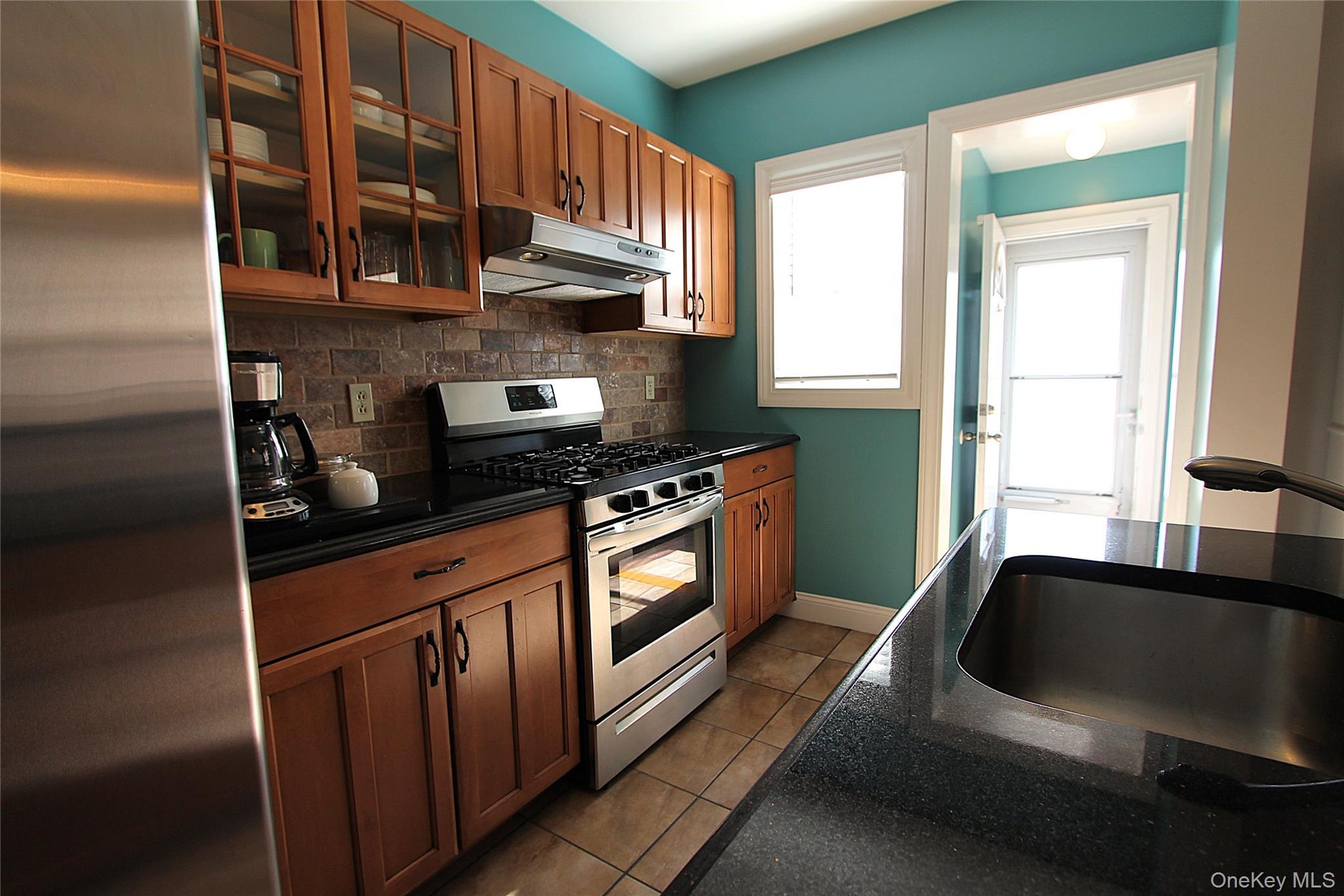 Single Family 78th Queens, NY 11379, MLS-999561-11