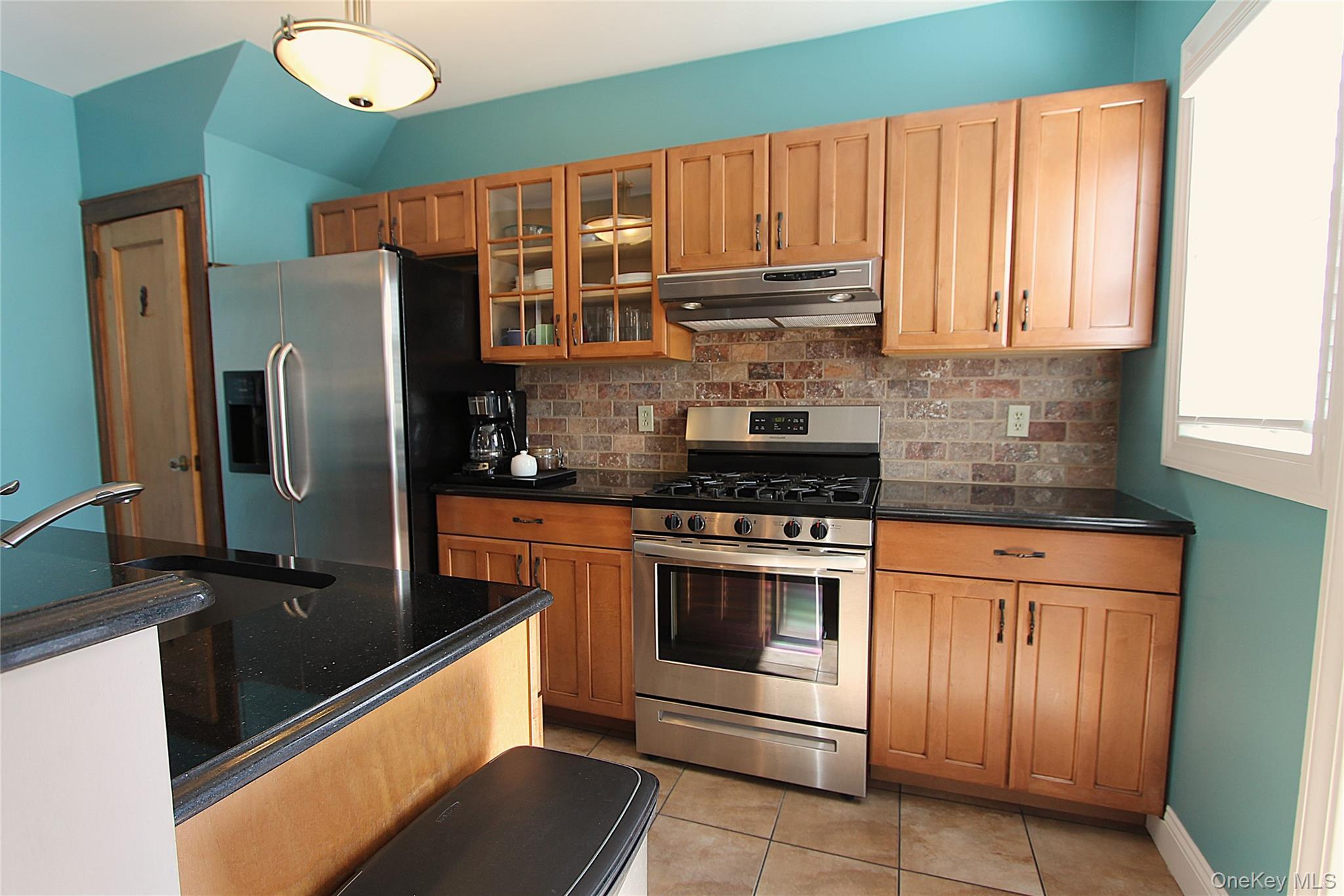 Single Family 78th Queens, NY 11379, MLS-999561-12