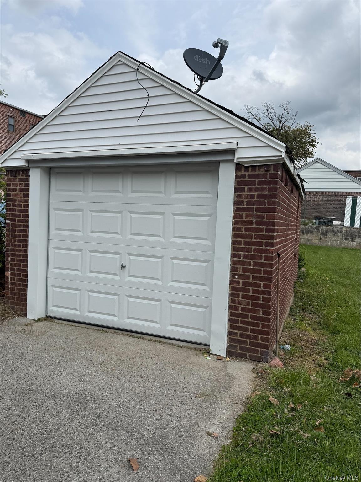 Single Family 210th Queens, NY 11427, MLS-999563-23