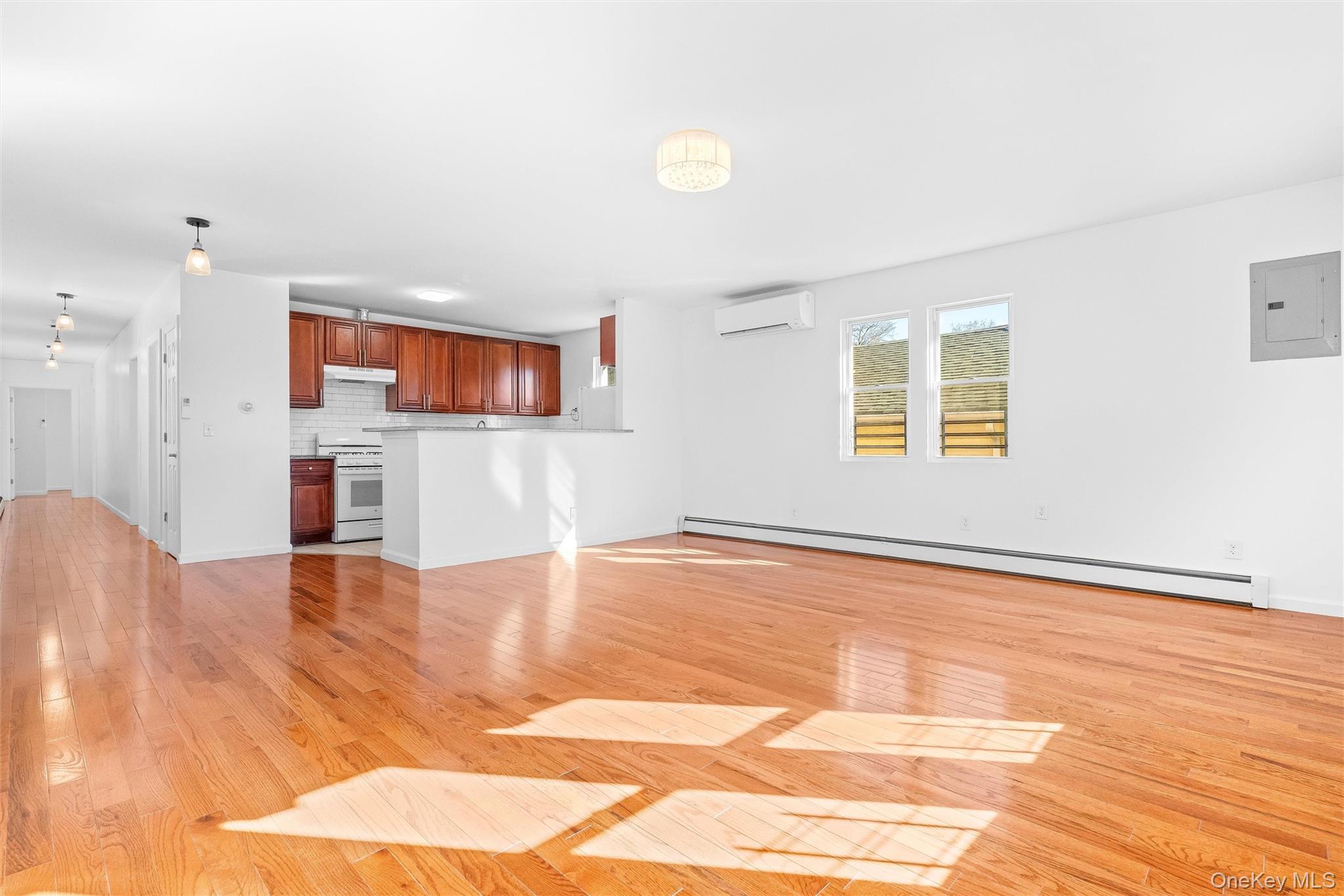 Single Family Turneur  Bronx, NY 10473, MLS-999586-22
