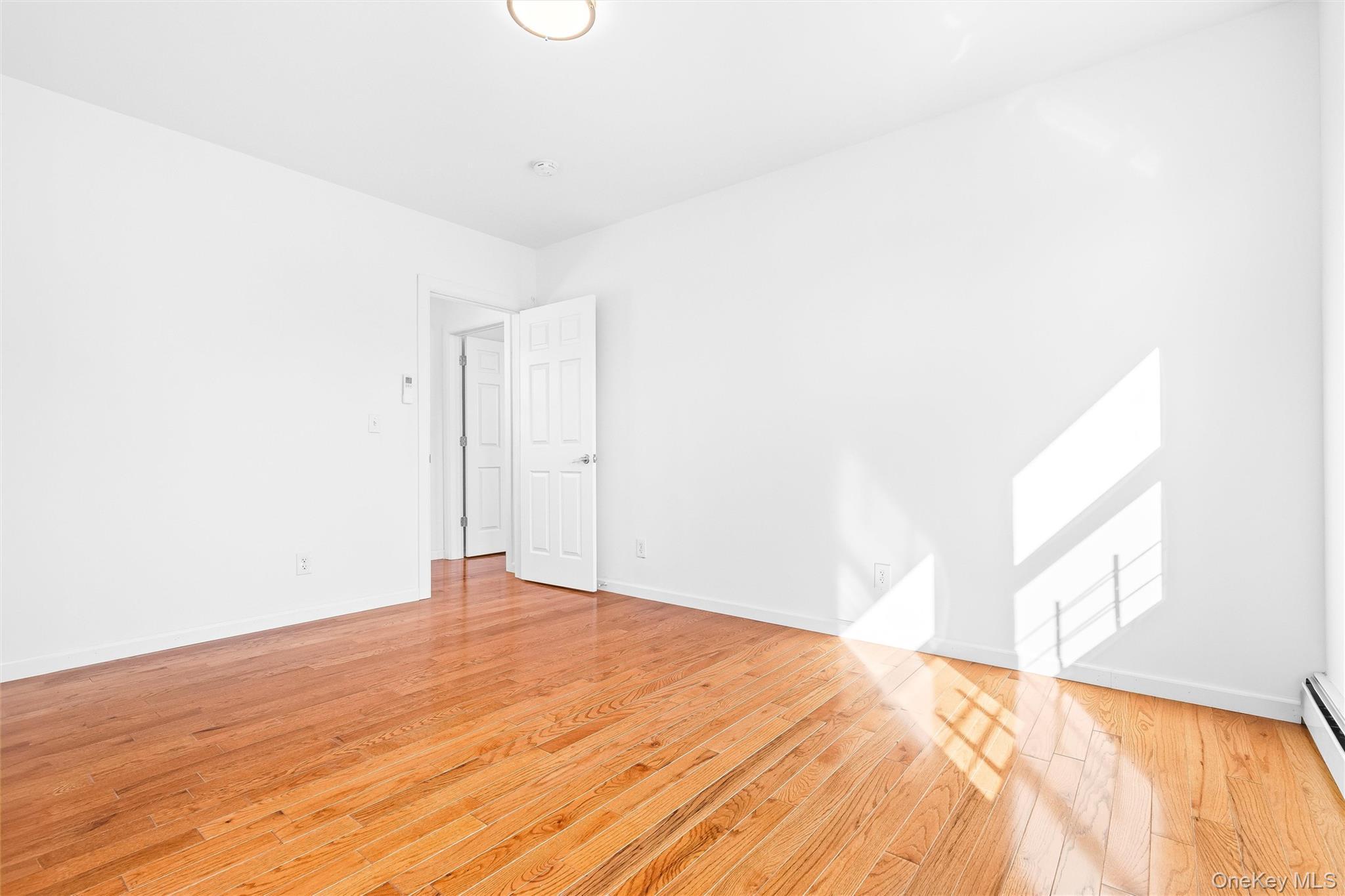 Single Family Turneur  Bronx, NY 10473, MLS-999586-28