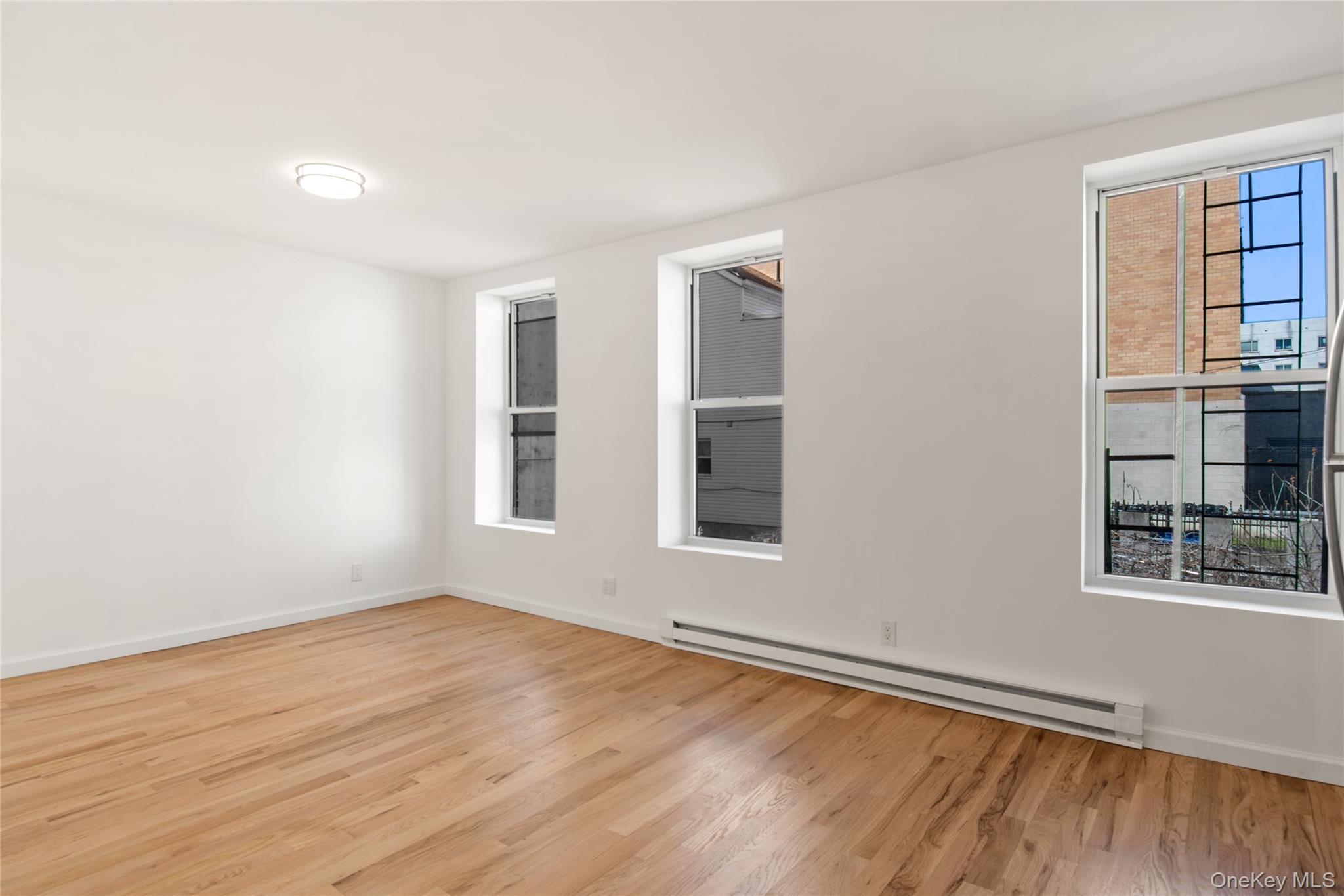 Single Family Courtlandt  Bronx, NY 10451, MLS-999598-13