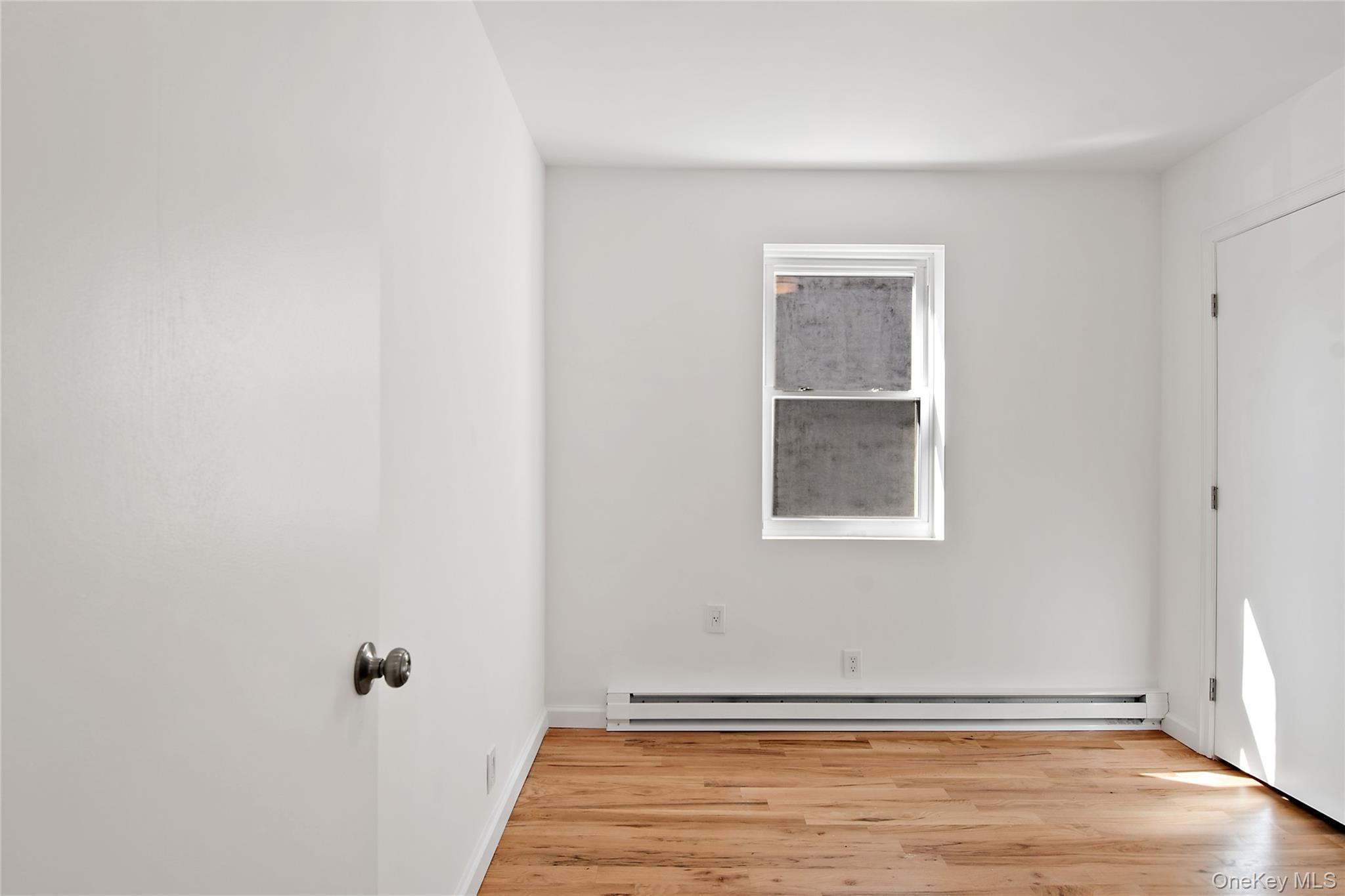 Single Family Courtlandt  Bronx, NY 10451, MLS-999598-16