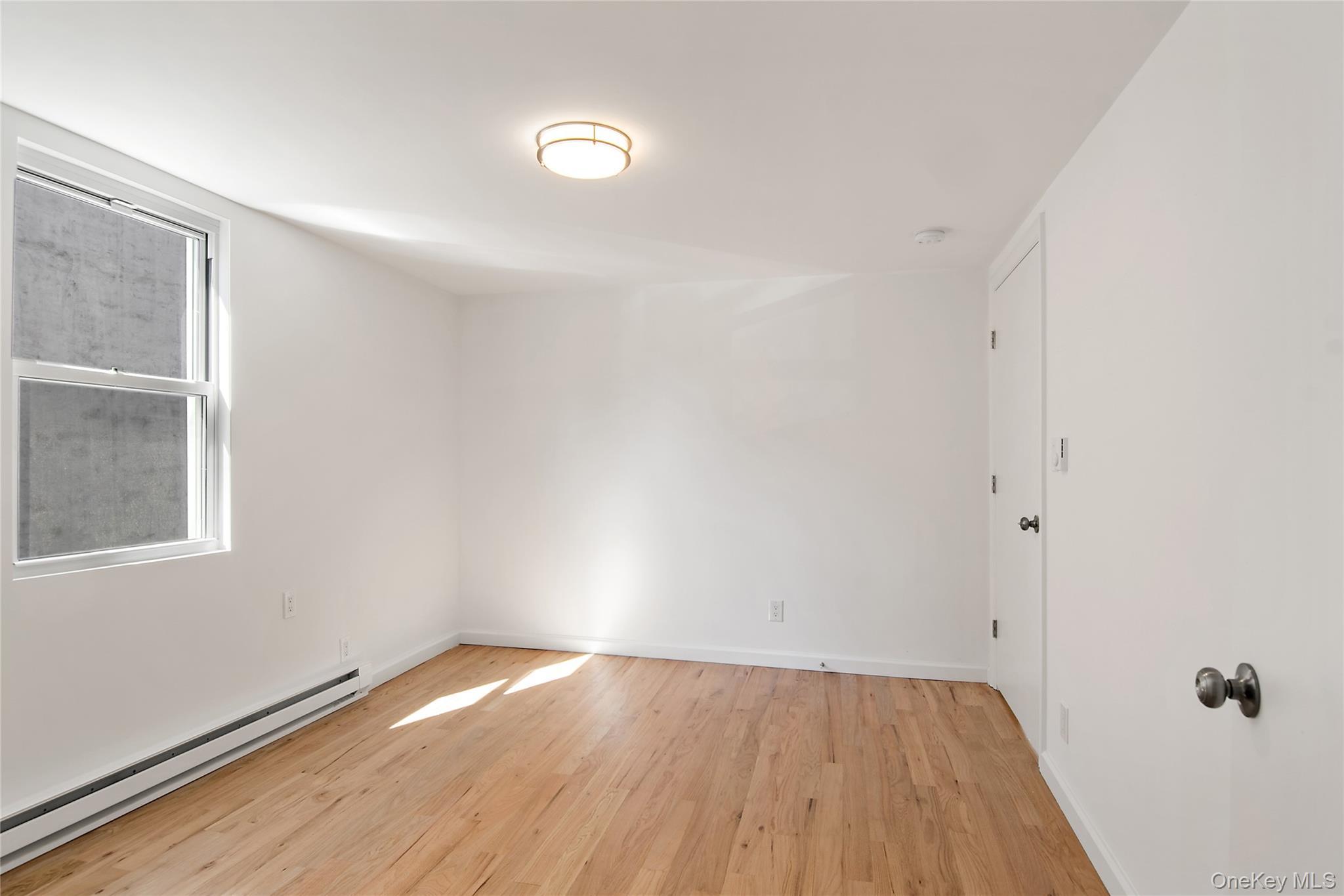 Single Family Courtlandt  Bronx, NY 10451, MLS-999598-18
