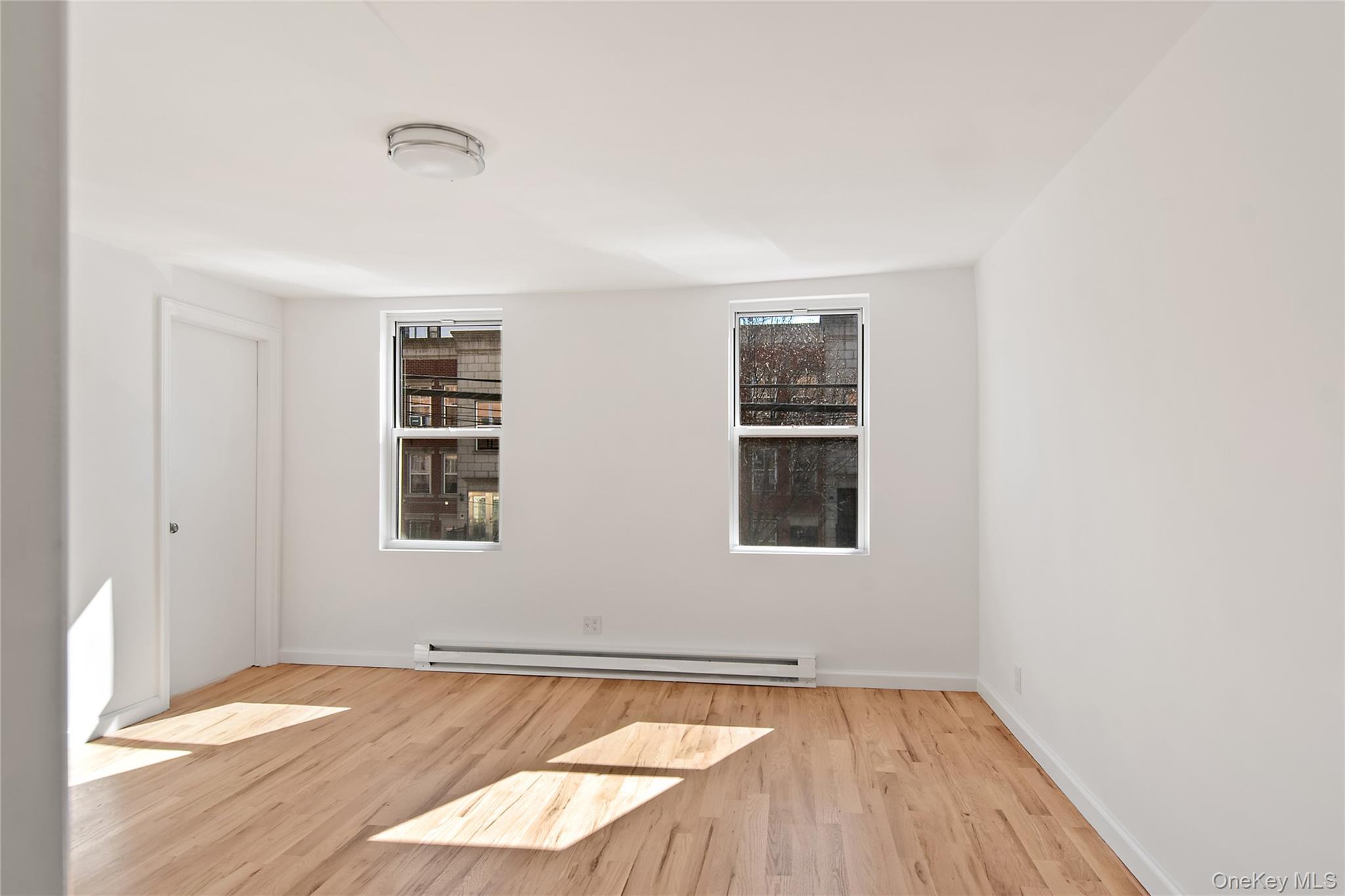 Single Family Courtlandt  Bronx, NY 10451, MLS-999598-21